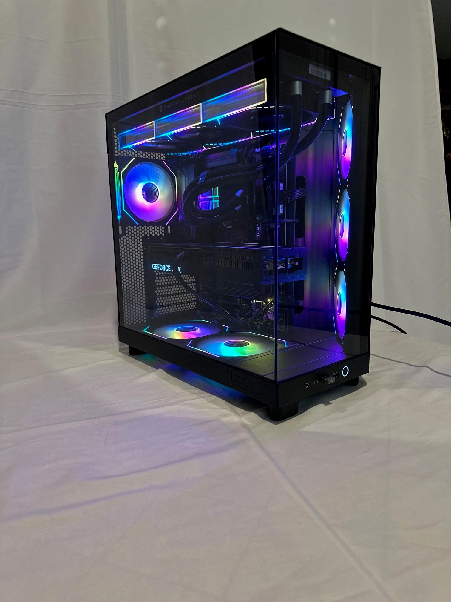Ryzen 9 7950X3D & RTX 4070 Ti Super - Mid Tower Gaming PC "Black"
