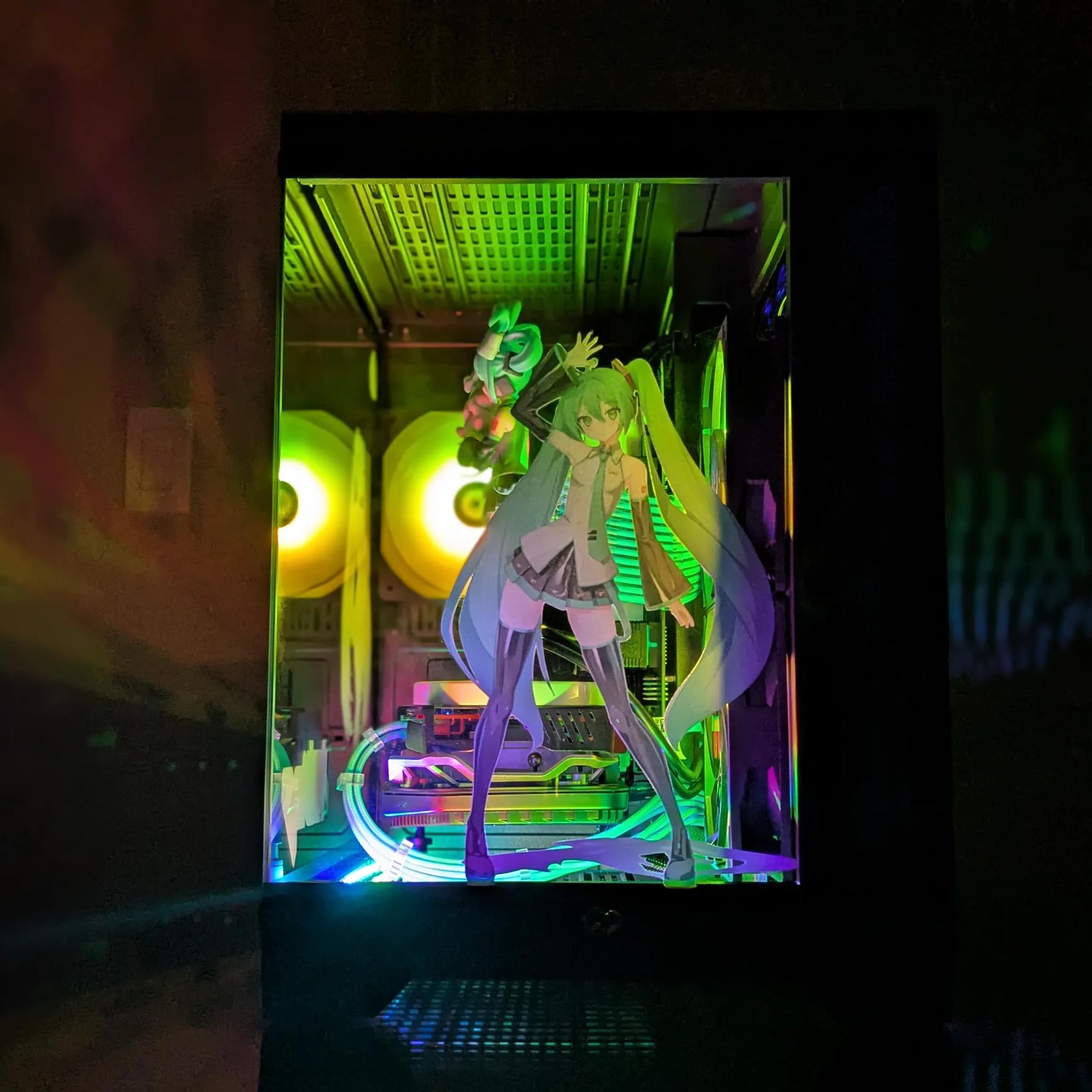 The Most Kawaii Gaming PC - The Hatsune Miku