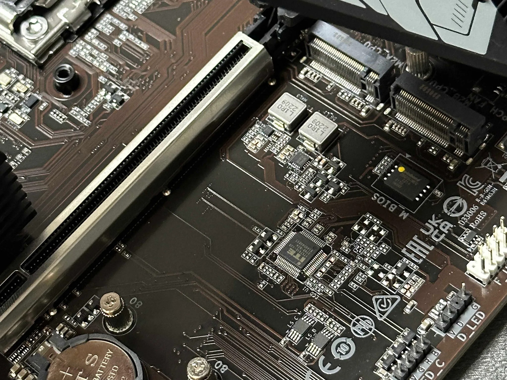 GIGABYTE B650 DS3H Motherboard | Perfect Condition | AMD Socket AM5 | Supports Two Gen 4 M.2 Drives