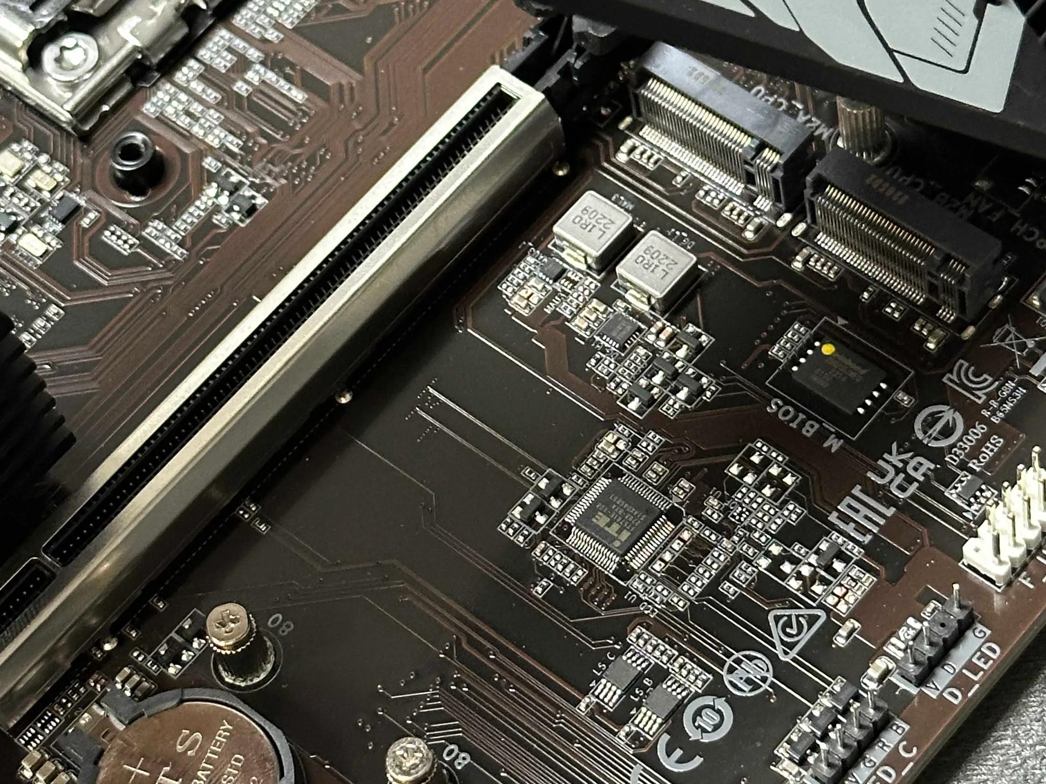 GIGABYTE B650 DS3H Motherboard | Perfect Condition | AMD Socket AM5 | Supports Two Gen 4 M.2 Drives