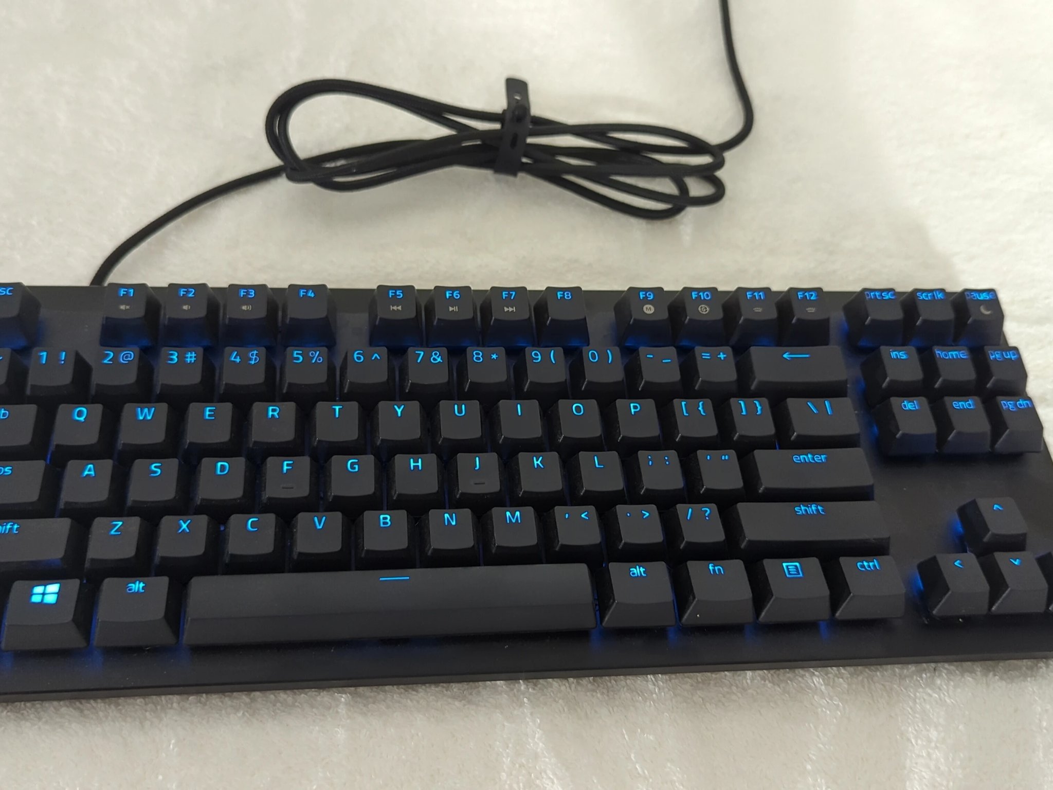 Razer Huntsman Tournament Edition RGB mechanical keyboard in excellent condition and barely used!