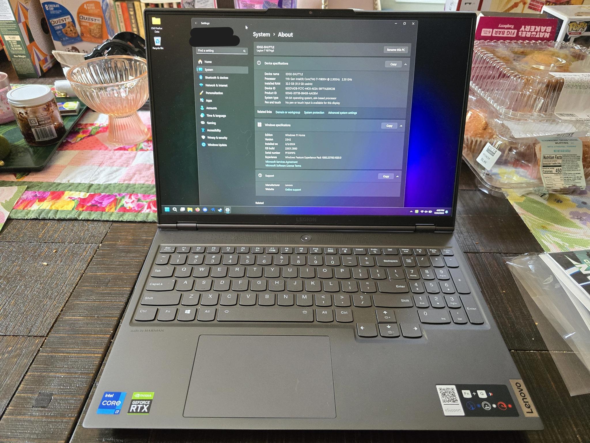 Lenovo Legion 7i Gen 6 16.0" - Intel i7 11800H, RTX 3070, 32GB RAM, 1TB SSD