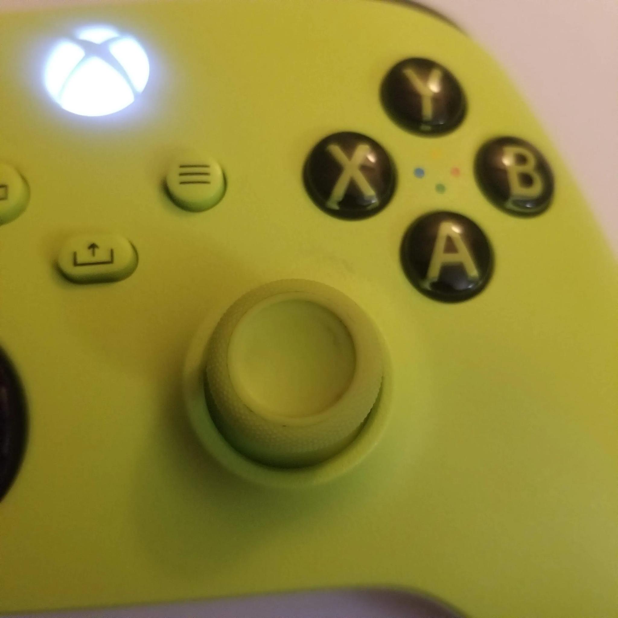 Xbox Core Wireless Controller Electric Volt Xbox Series X|S Xbox One Windows