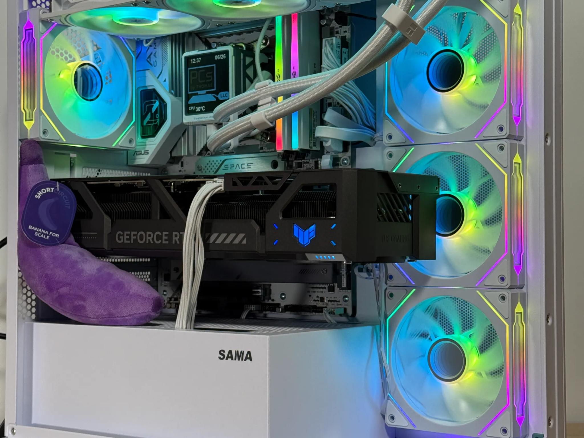 Ryzen 9800x3d RTX 5080 White Gaming PC