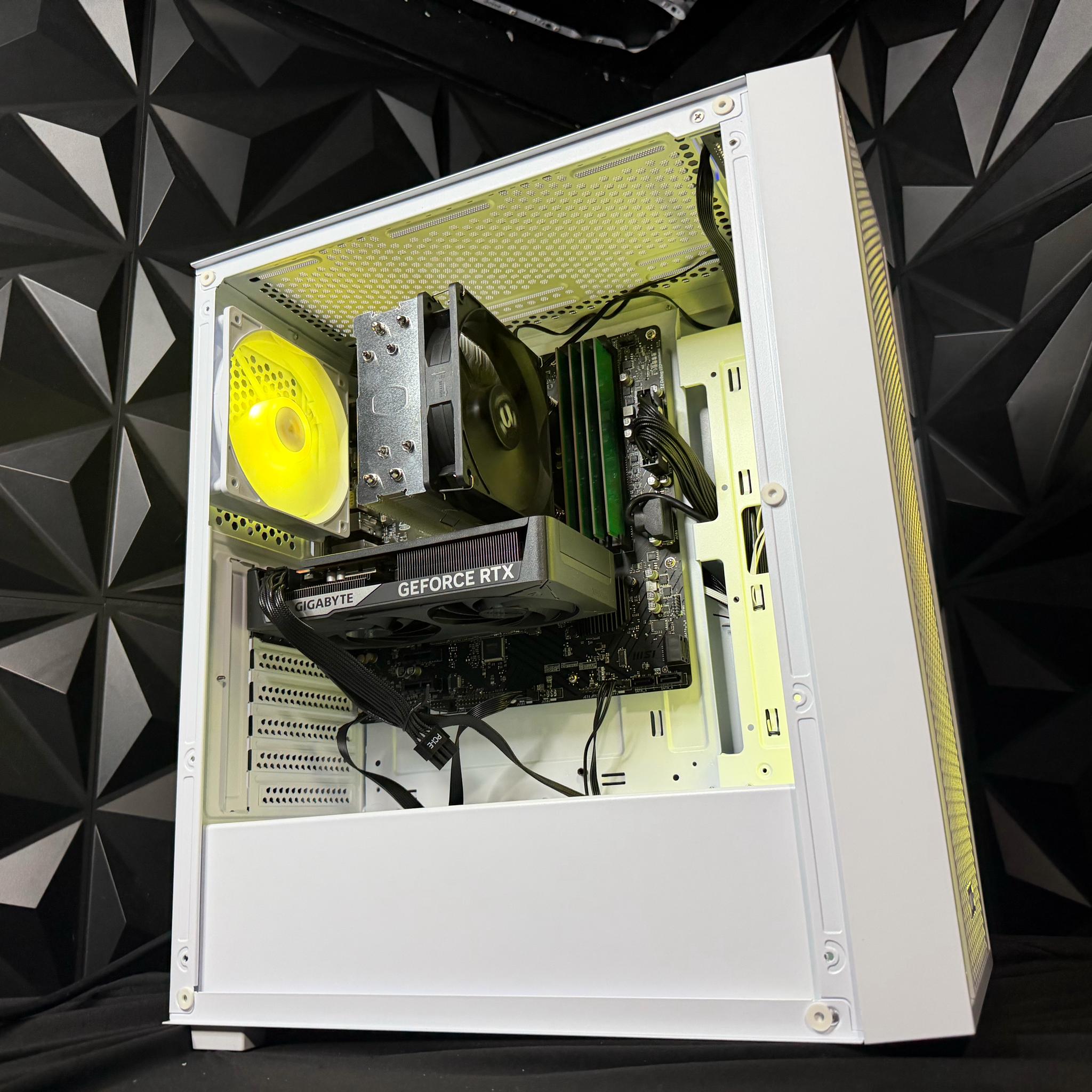 🚗🔥 THE STARTER CARTER 🔥🚗 i5 12500T| RTX 5060| 16 GB DDR4| 750GB NVMe| 650W PSU