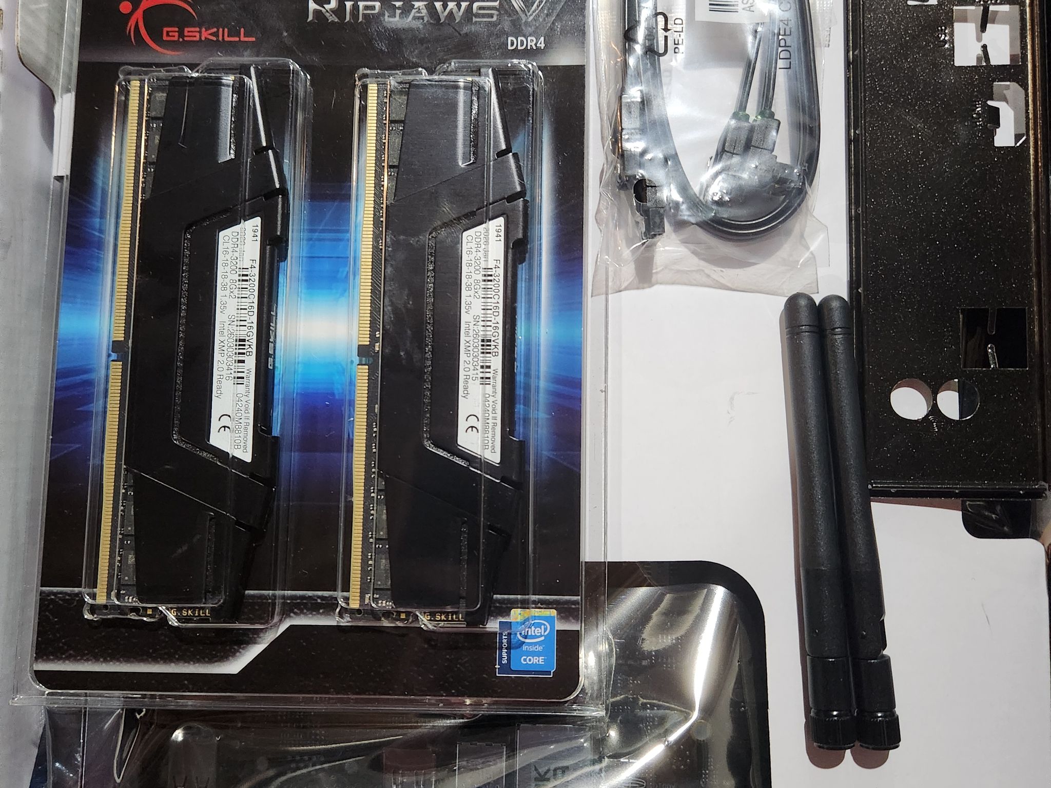 ASROCK B450M, RYZEN 5 5500, 16GB RAM WITH WRAITH STEALTH COOLER