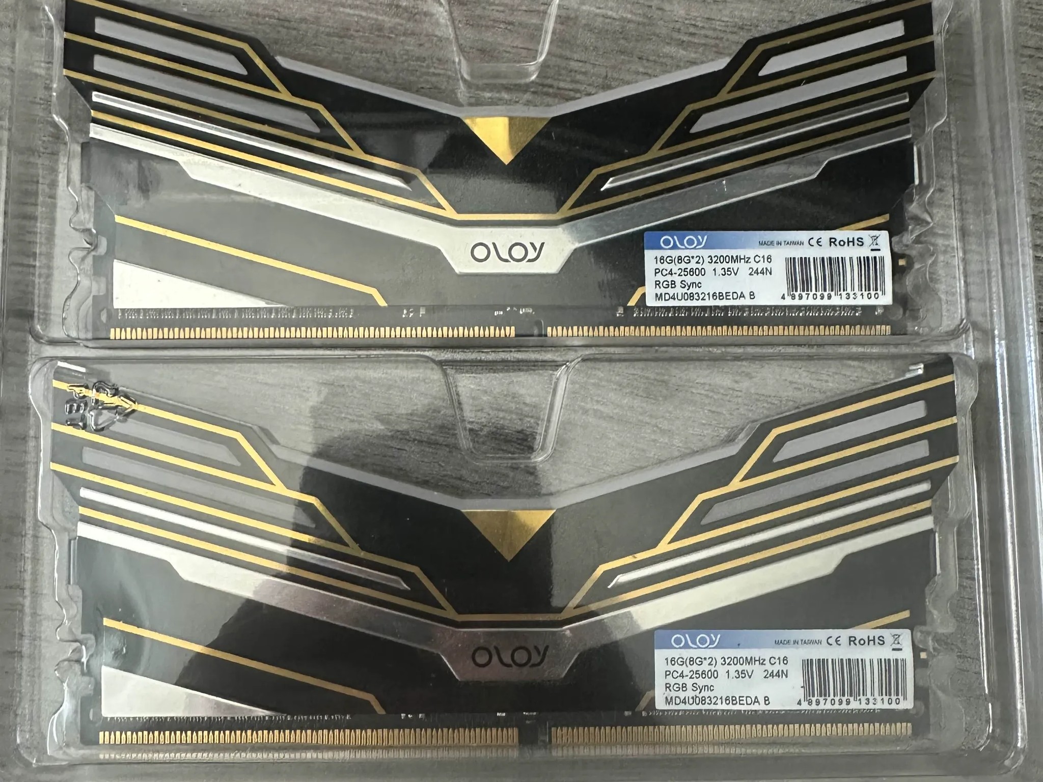 OLOY warhawk 2x8 3200mhz CL16 RAM OPEN BOX