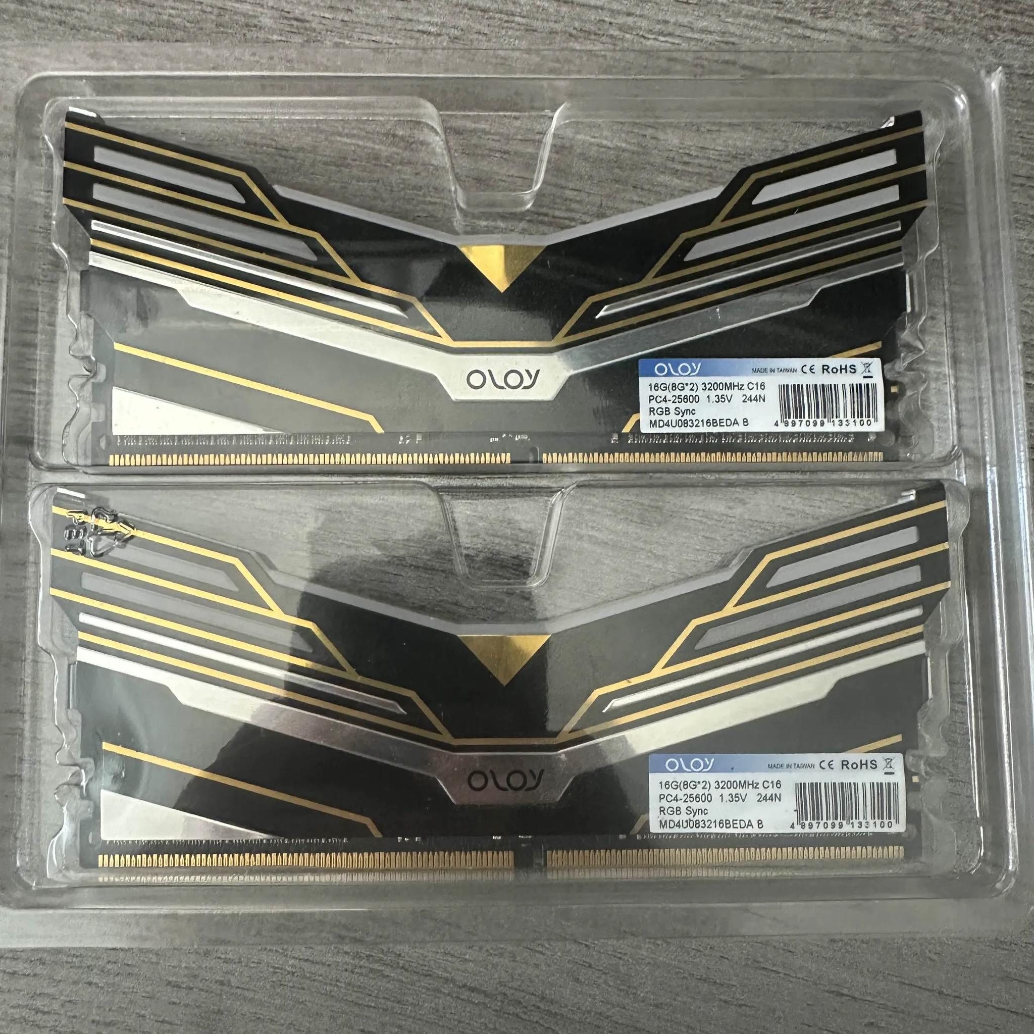 OLOY warhawk 2x8 3200mhz CL16 RAM OPEN BOX