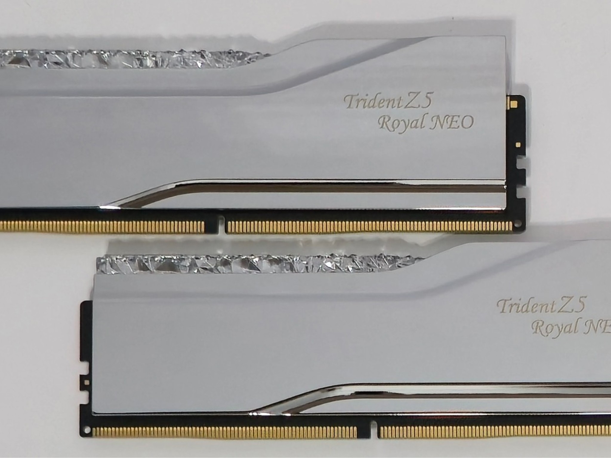 G.SKILL Trident Z5 Royal NEO RGB 32GB (2x16GB) 6000 28-36-36-96 AMD CL28 DDR5