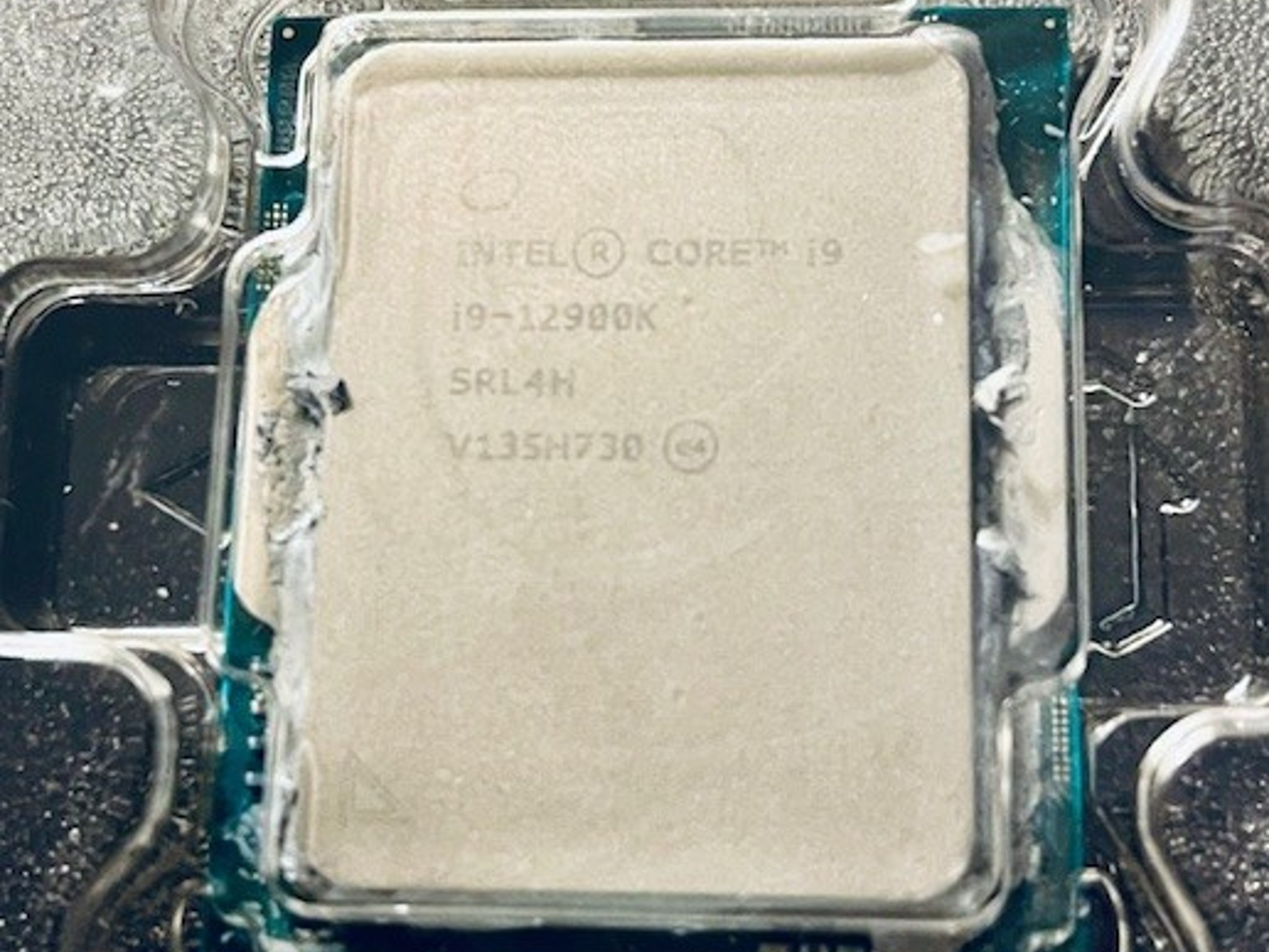 Intel Core i9-12900K Processor