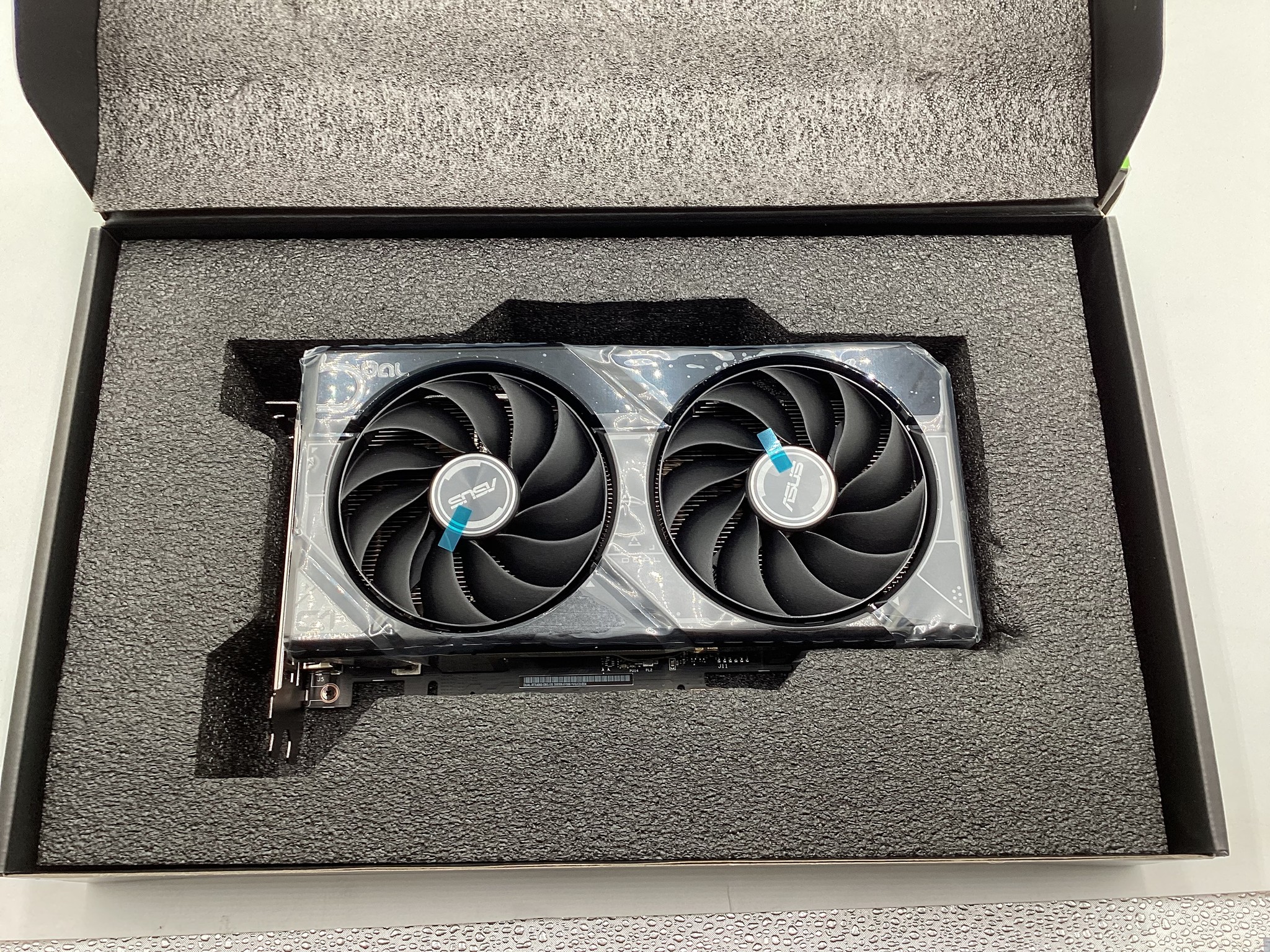 ASUS Dual GeForce RTX 4060 OC Edition 8GB GDDR6