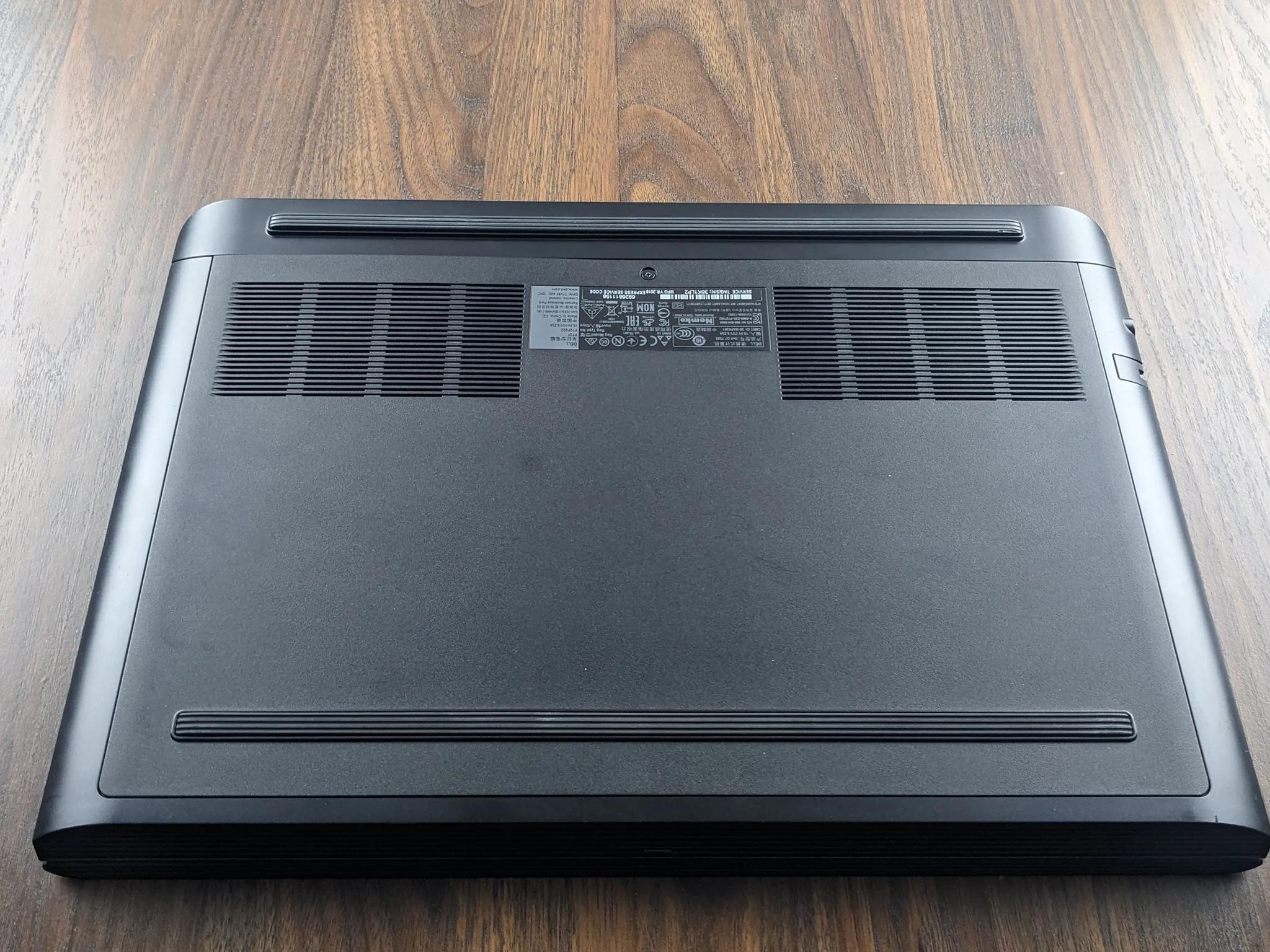 Dell G7 15.6" GTX 1060 MaxQ i7-8750H 16GB 2666mhz 1TBNVMe. Gaming Laptop