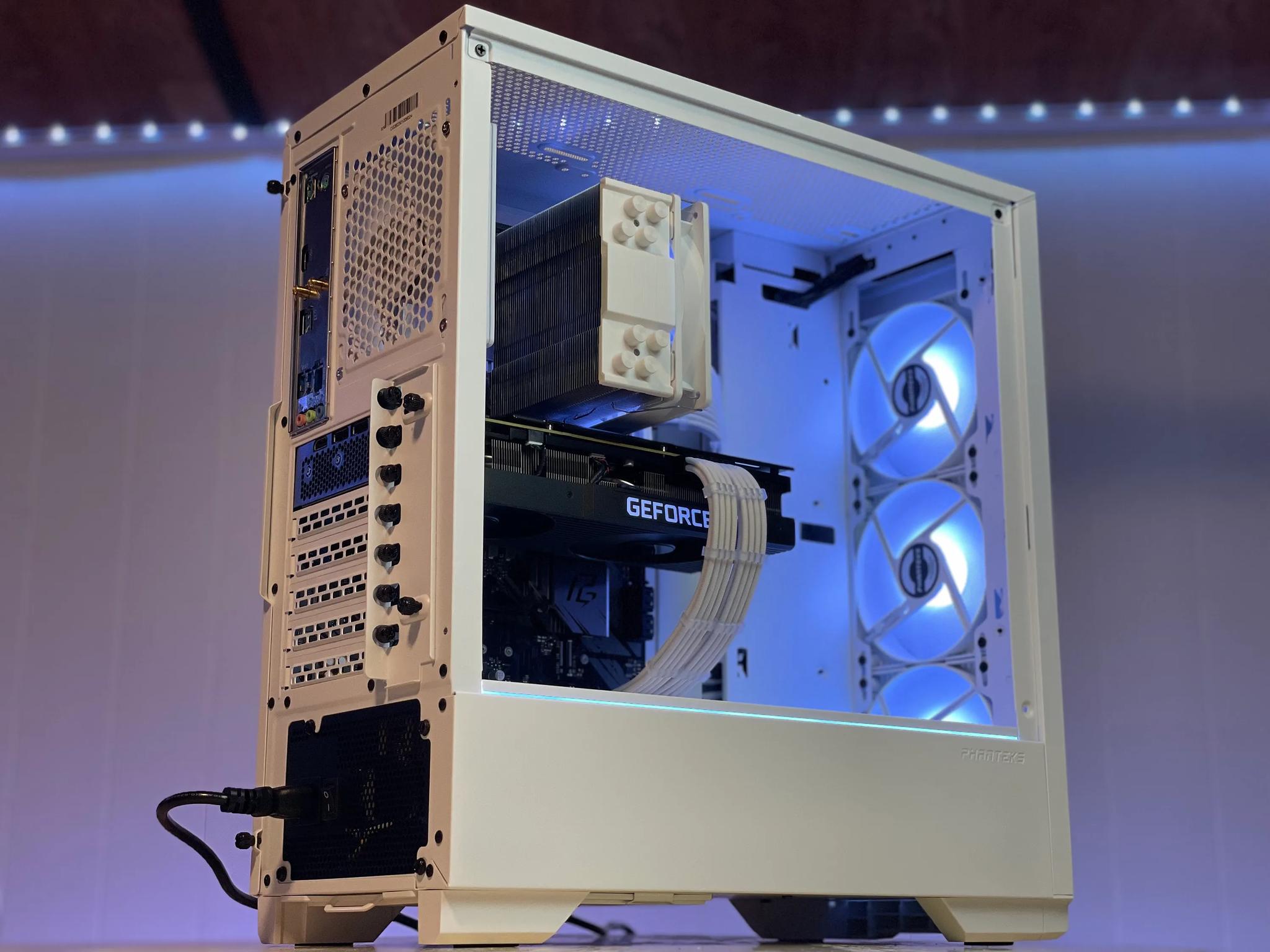 "Snowstorm" (RTX 3080 + Ryzen 7)