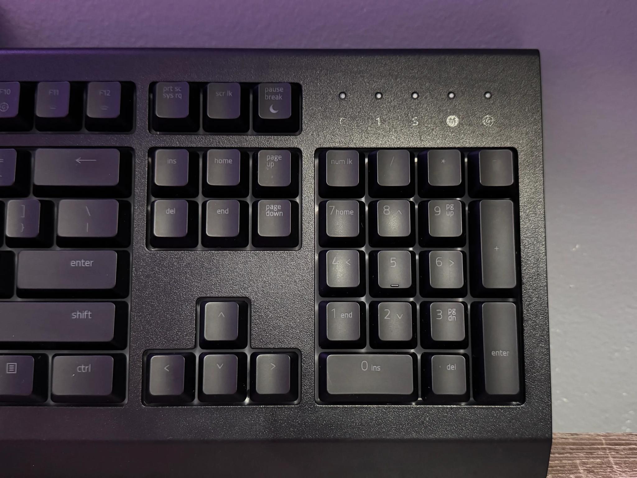 2017 Razer Cynosa Chroma Gaming Keyboard RGB
