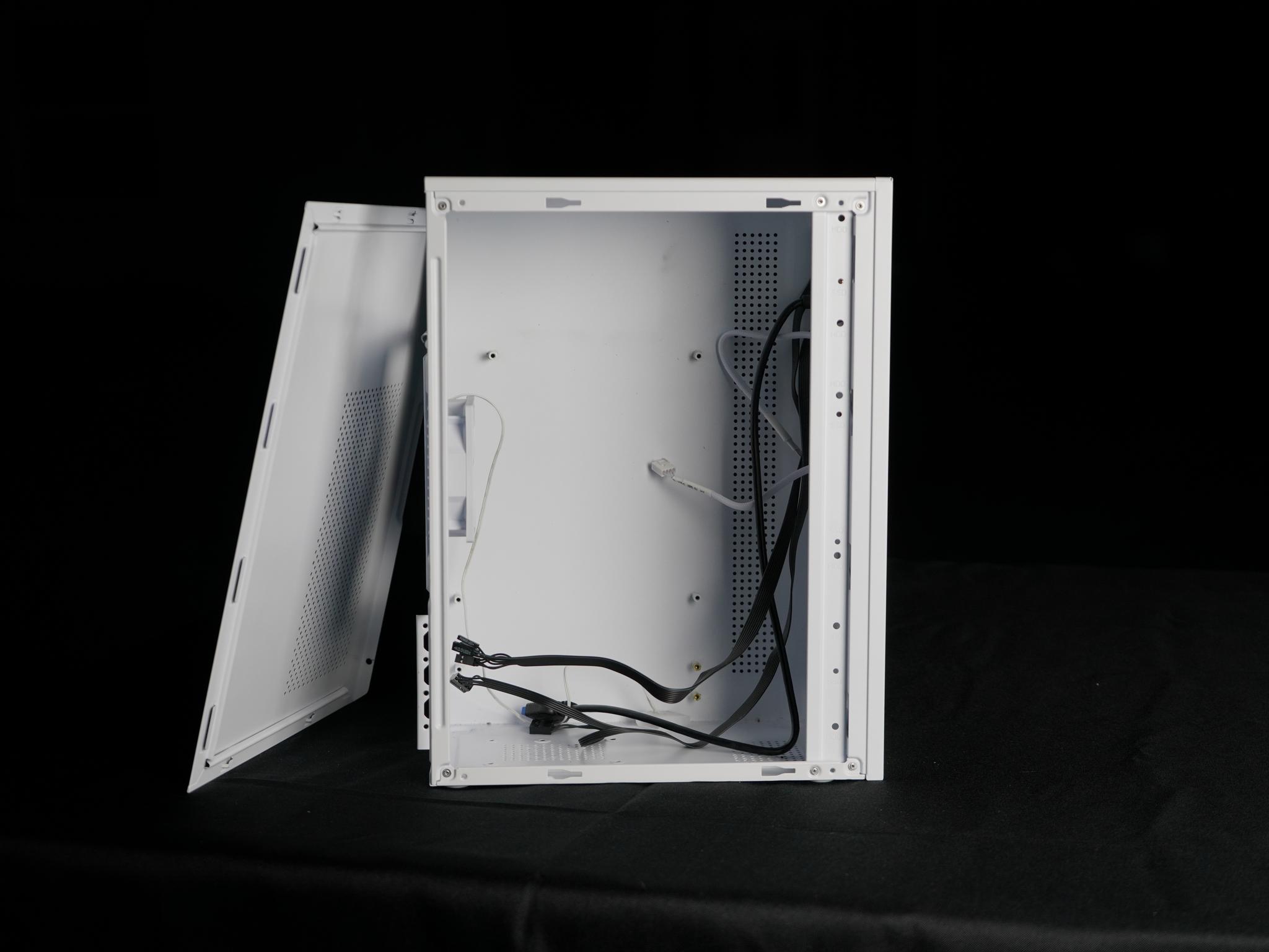 Gaming pc case (Supports MATX Motherboard)