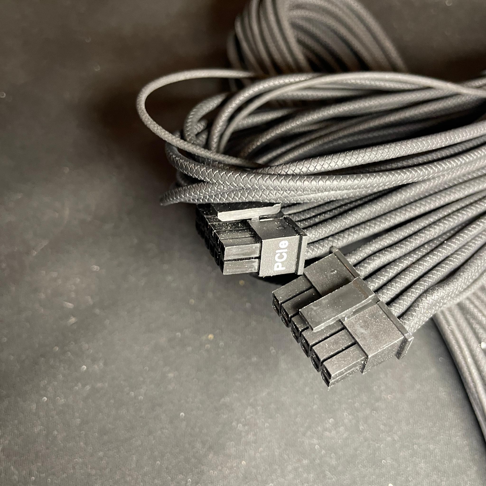 Corsair rm1000x power supply cords and box