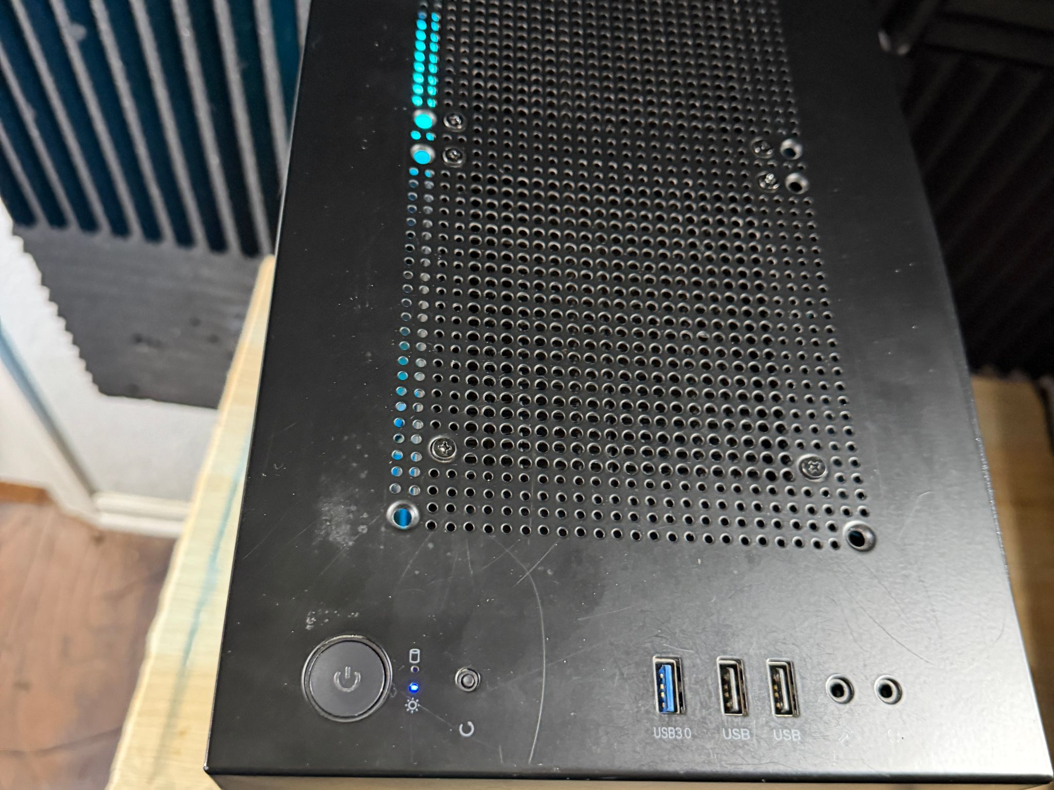 🔥 GTX 1660 - i5 9600KF - 16GB DDR4 - 240GB SSD + 500GB HDD