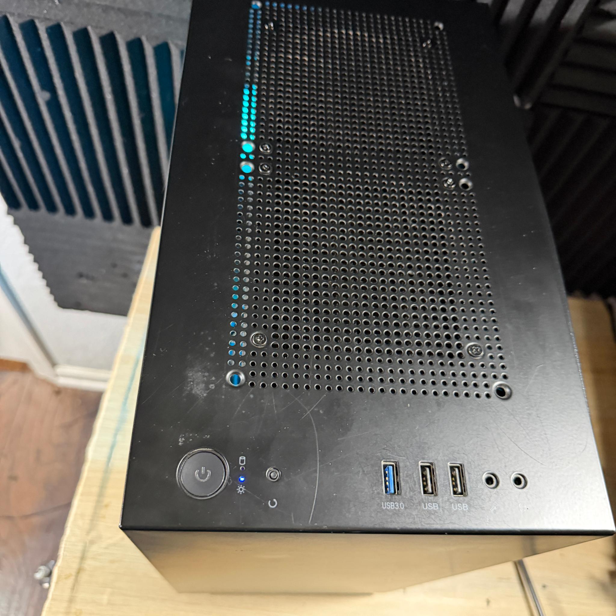 🔥 GTX 1660 - i5 9600KF - 16GB DDR4 - 240GB SSD + 500GB HDD