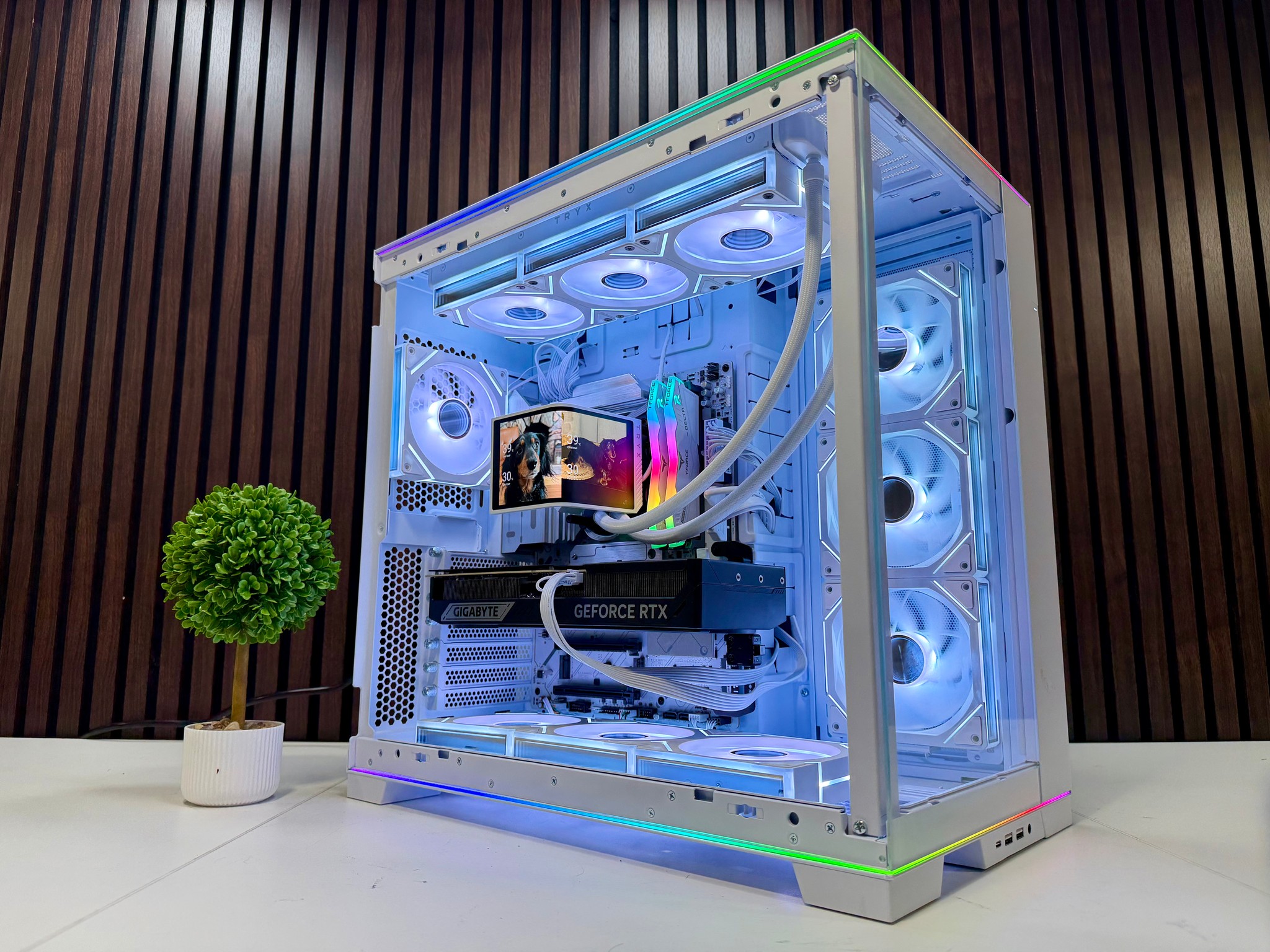 RTX 5070 TI | Ryzen 9800X3D | 64GB DDR5 | 2TB M.2 | 1000 Watt Gold PSU | Tryx LCD AIO