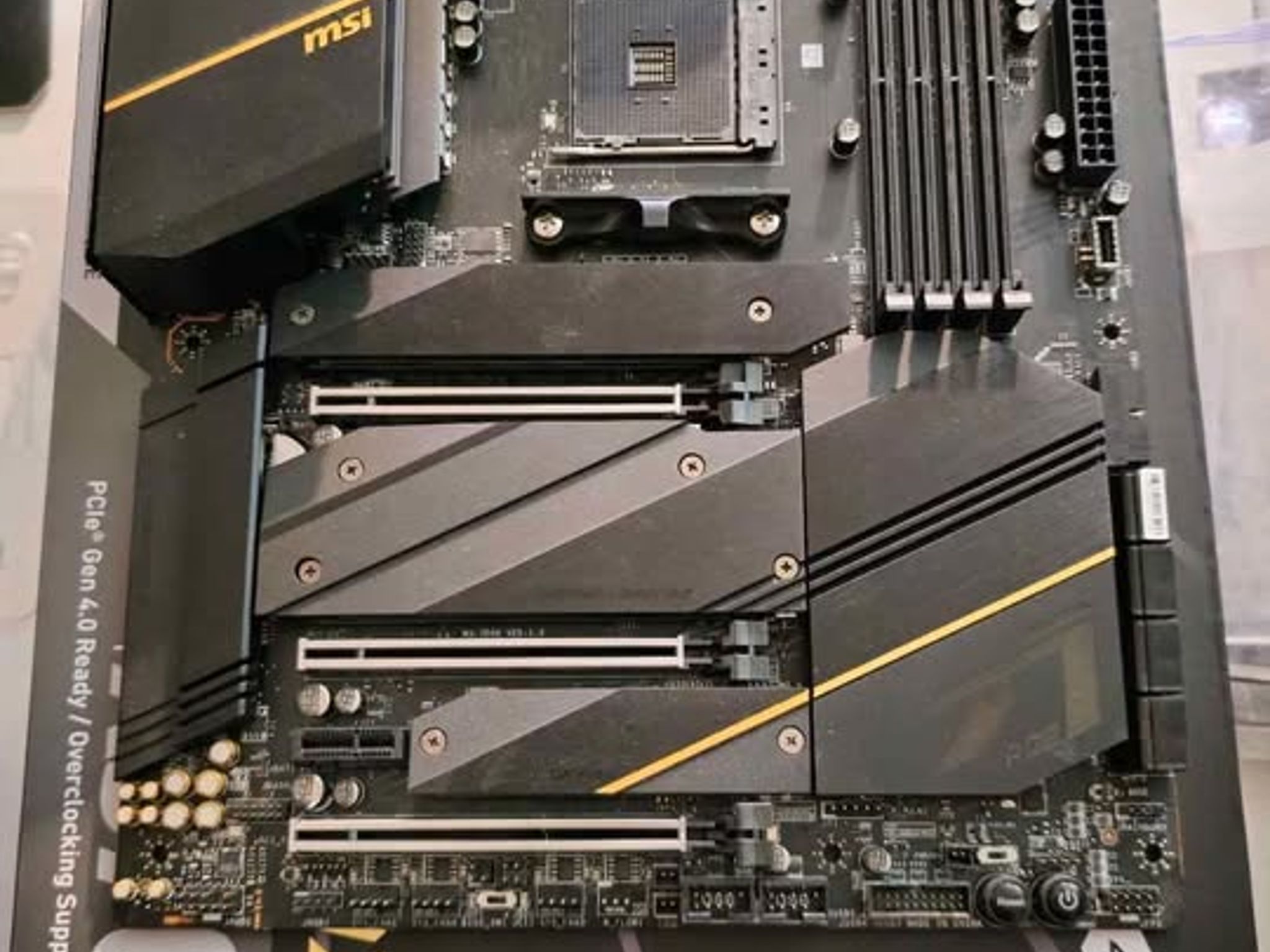 MEG X570S ACE MAX