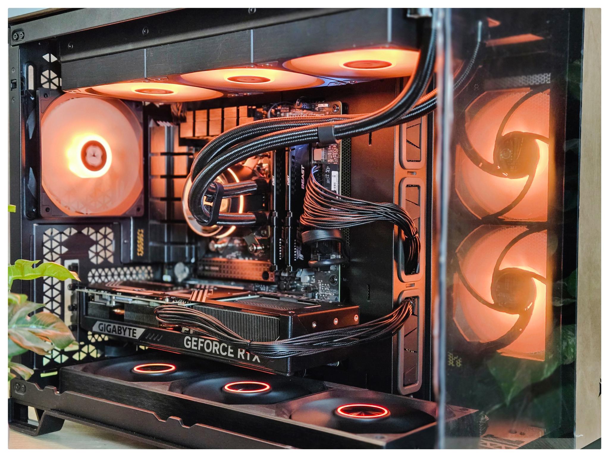 Ryzen 7800X3D | RTX 5070 | 2TB SDD | Gaming PC