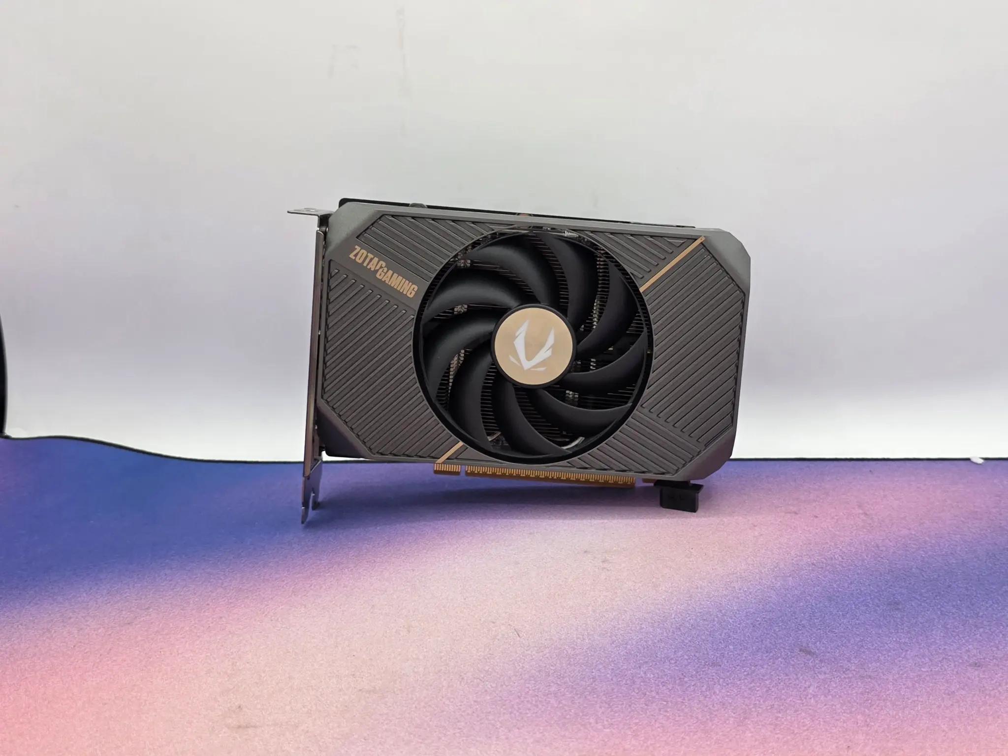 Zotac RTX 5060 Solo  8GB GDDR7