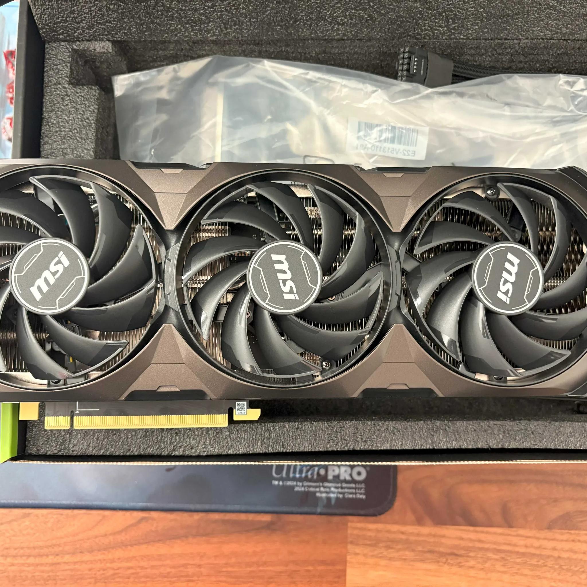 MSI Shadow 3X Geforce RTX 4070TI Super