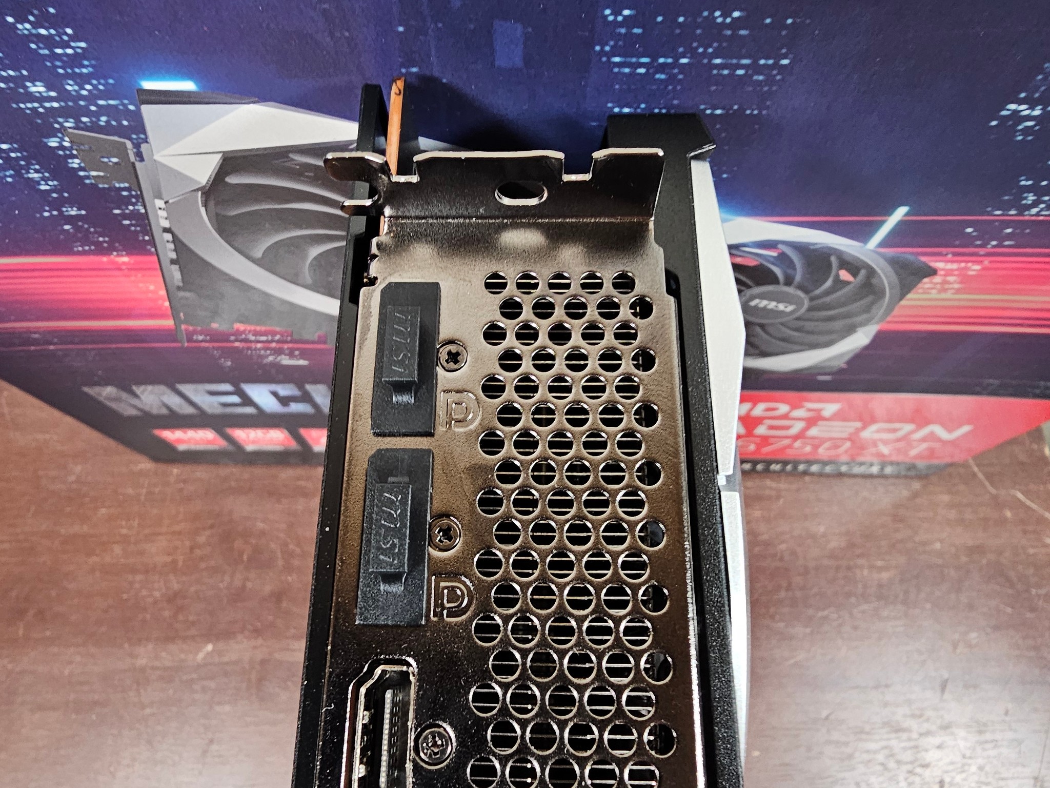 MSI MECH 2X OC Radeon RX 6750 XT