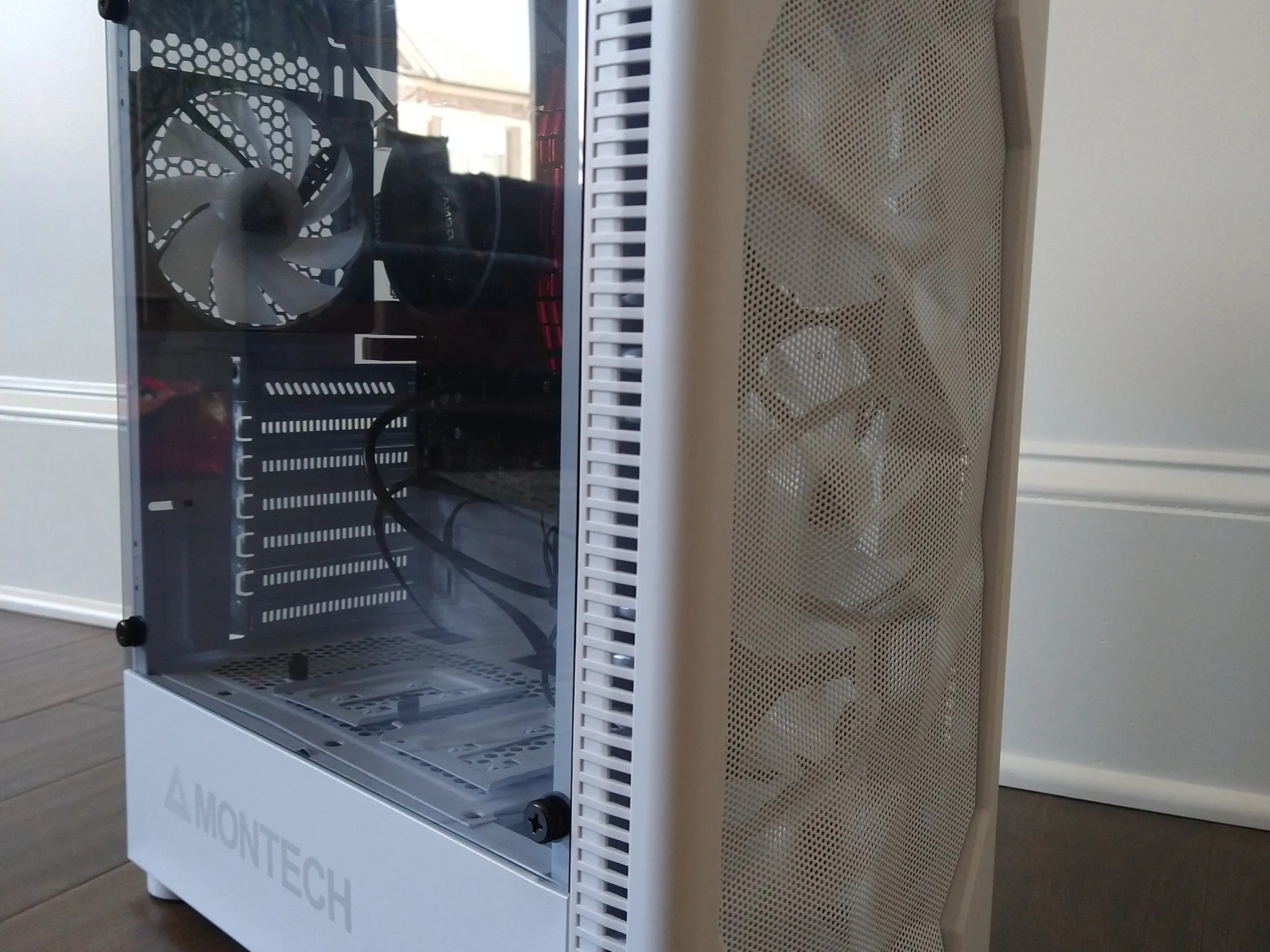 Budget Gaming PC - Ryzen 5 5600G + Radeon RX Vega 7 Graphics - 16GB RAM - 512GB SSD - Window 10