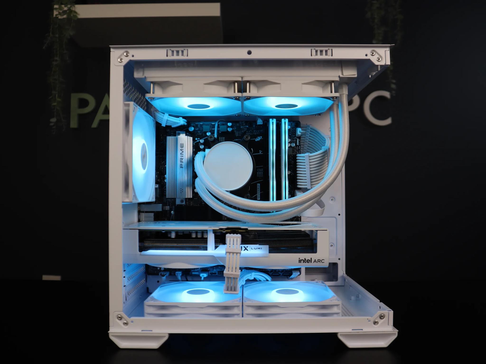 NEW GAMING PC | RYZEN 7600X | INTEL B580 12BG | 1TB | WHITE | All Parts Brand New