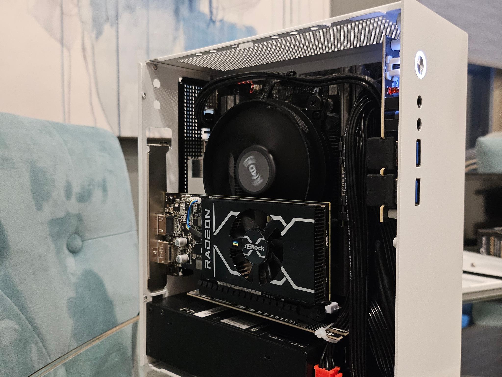 Gaming ITX PC - R5 5500/RX 6400