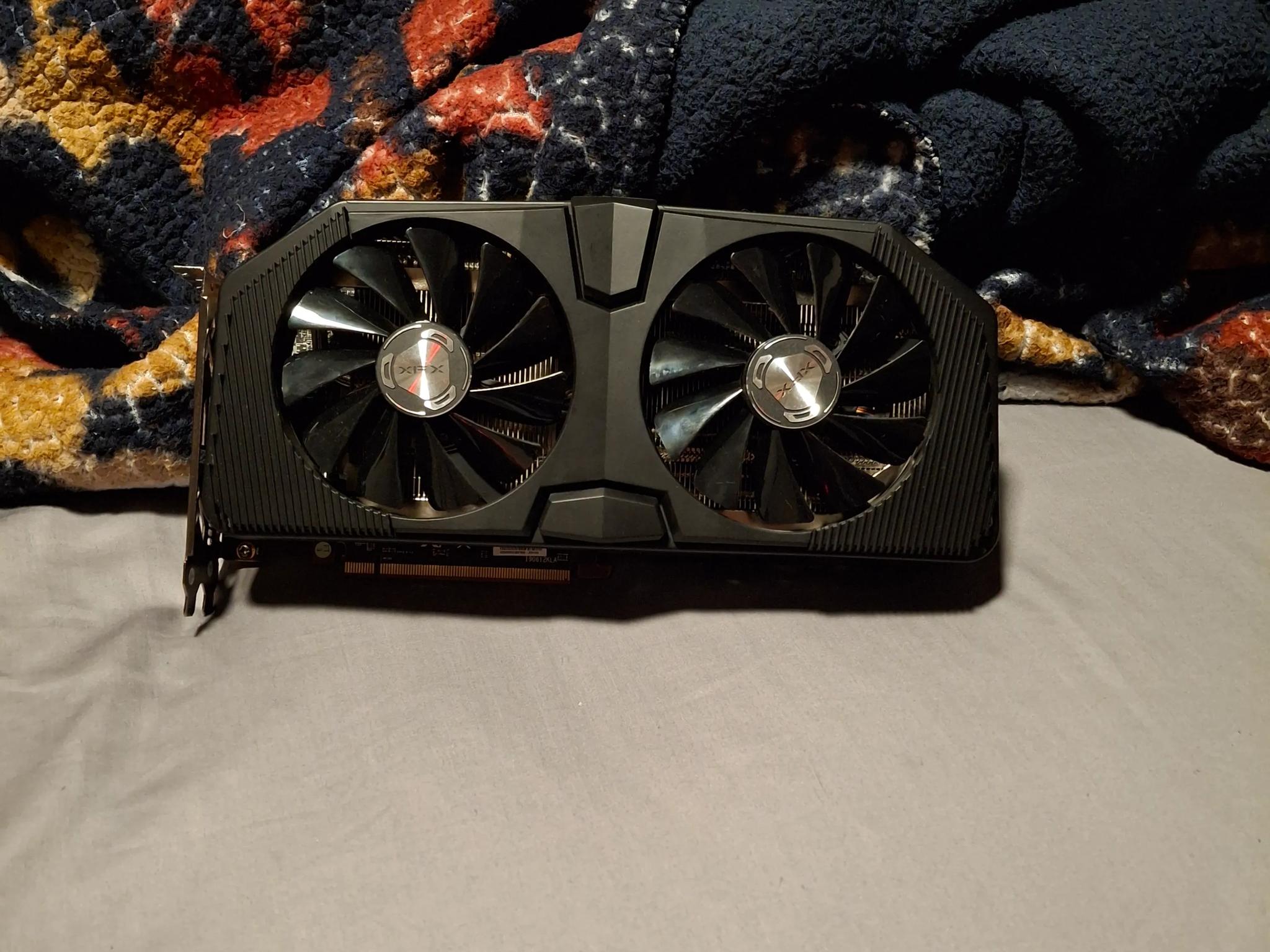 XFX RX 5700 XT RAW II