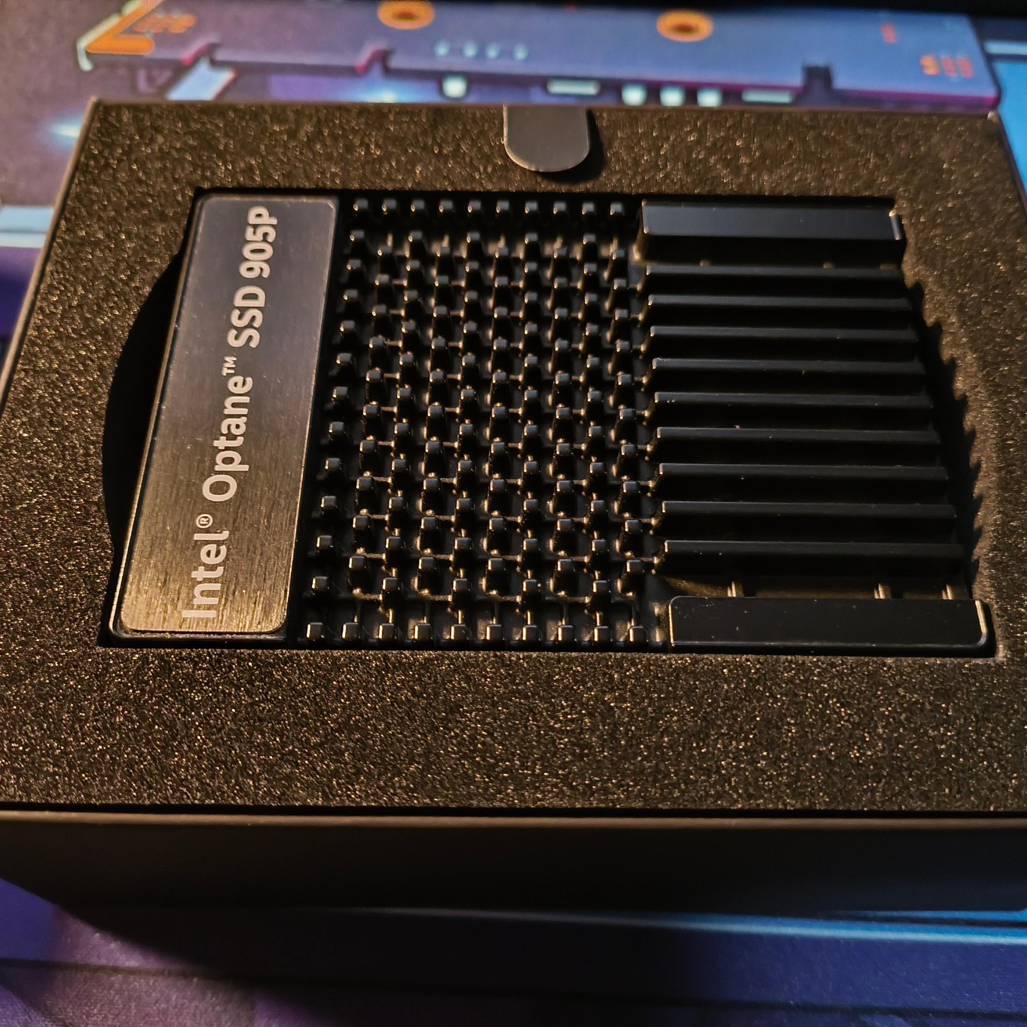 Intel Optane SSD 905p 960 GB