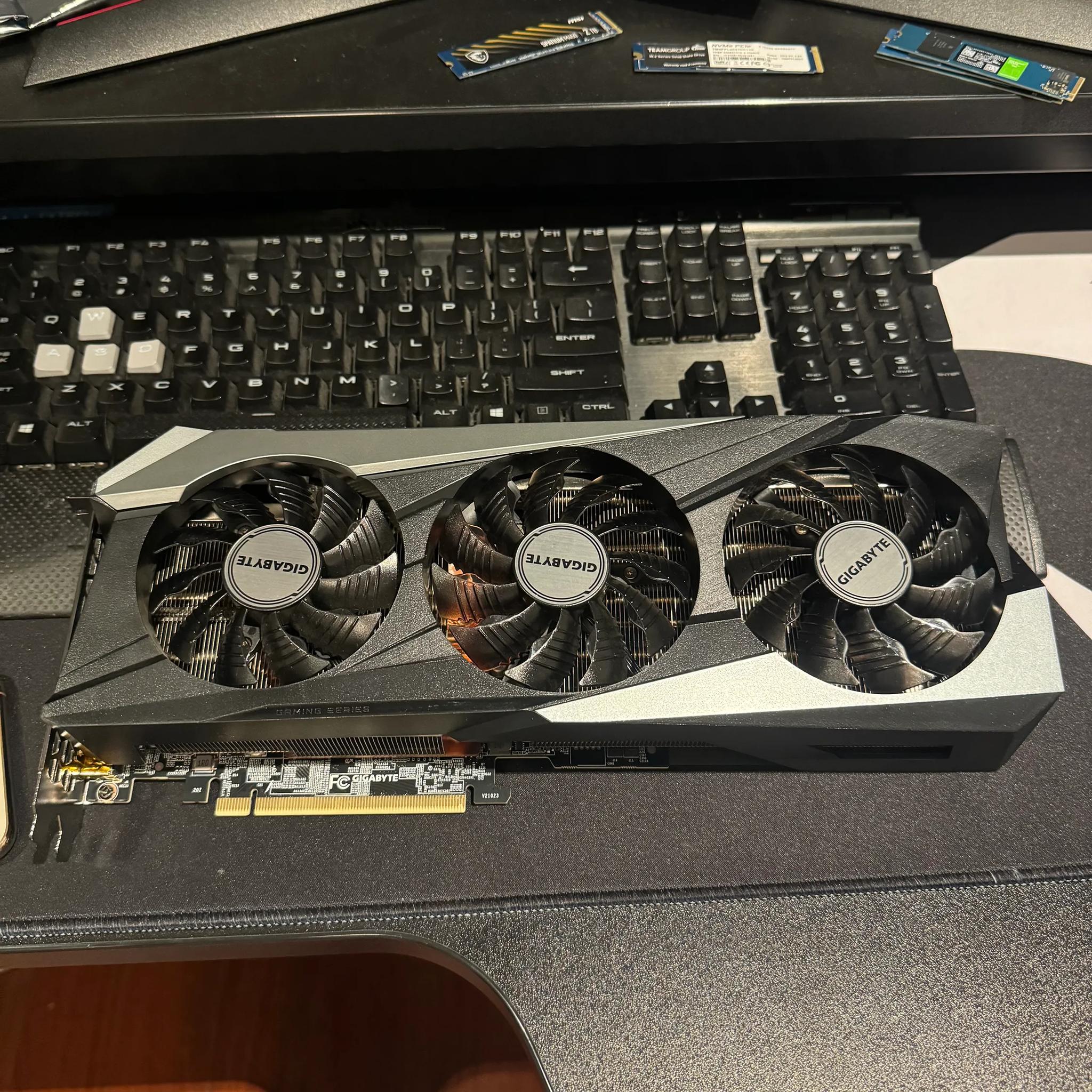 GIGABYTE GeForce RTX 3070 Ti Gaming OC 8G