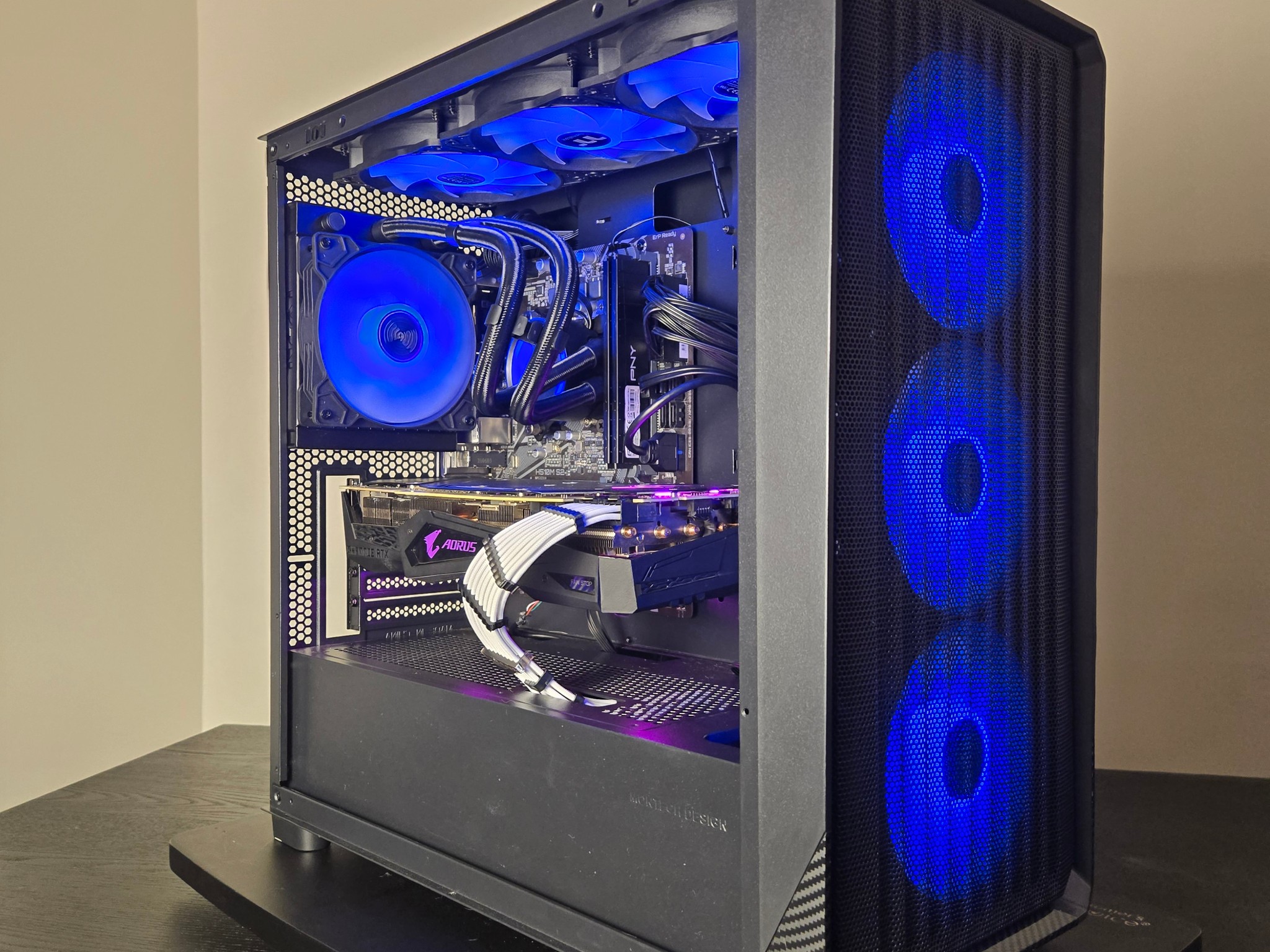 RTX 2080 Super | i7 11700F | 16gb DDR4 | 1tb Storage