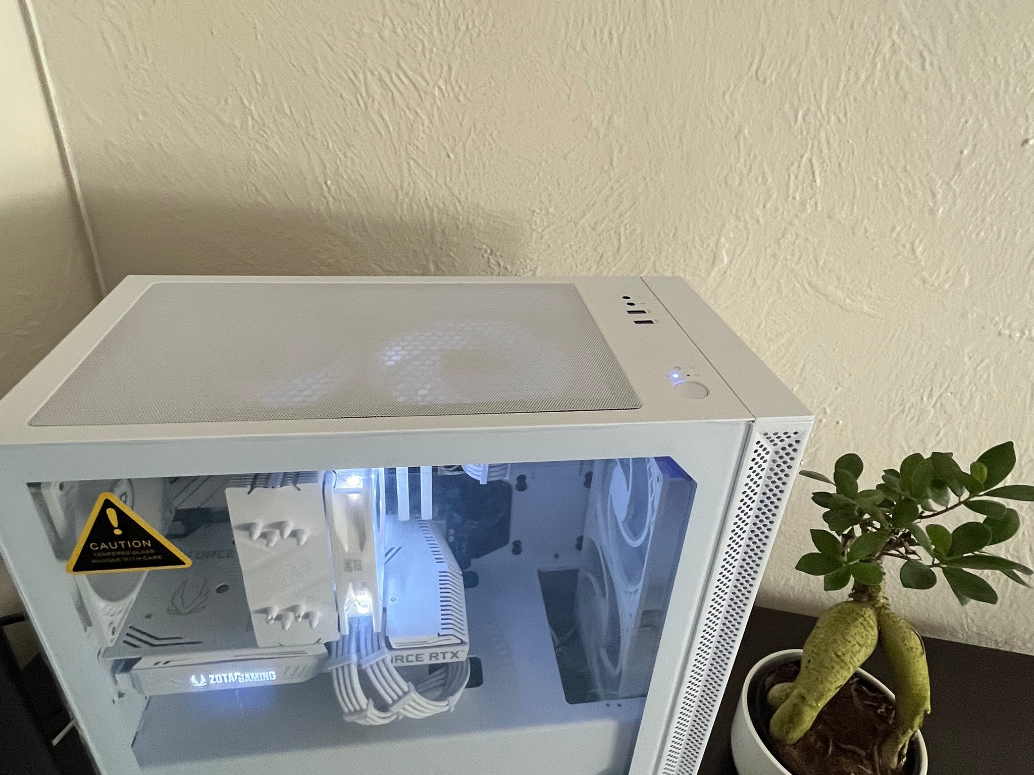White-Out V3 Intel i5 11600K/RTX 3060 12GB