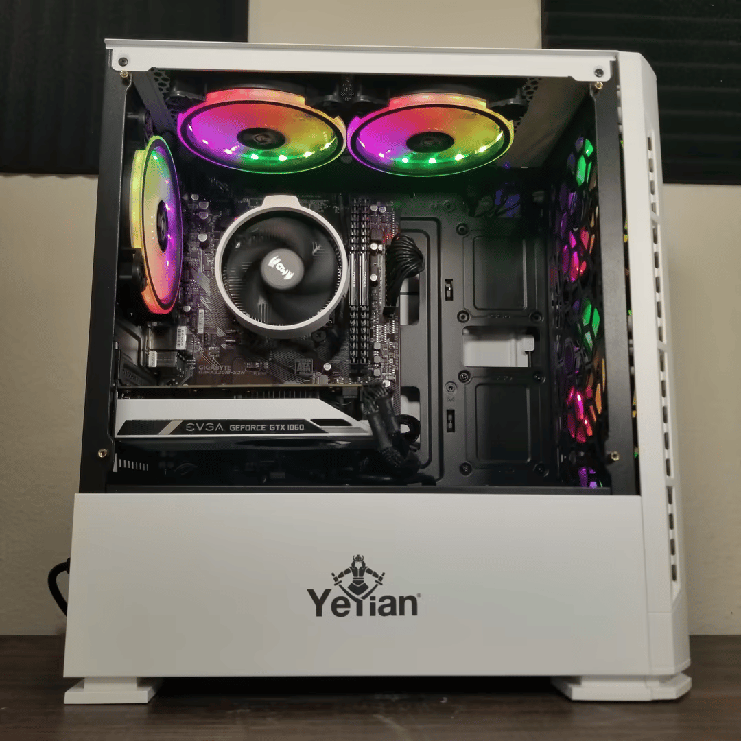 AMD Ryzen 5 2600 // EVGA GeForce GTX 1060 // Corsair LPX 16GB 3000MHz