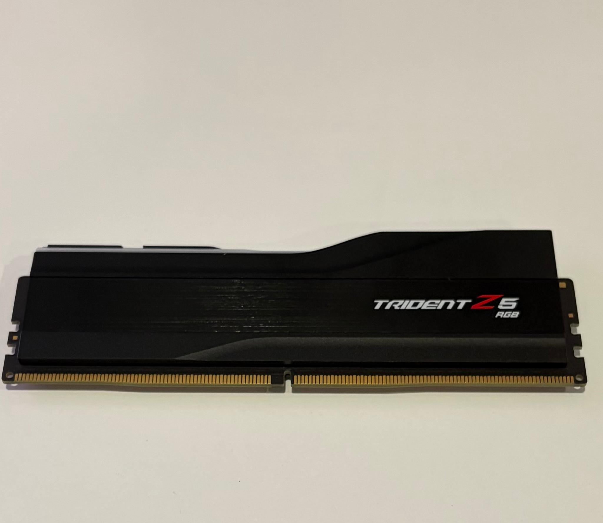 G.skill Trident Z5 RGB Series DDR5 16GB (1x16GB) 6000 MHz *For Parts*
