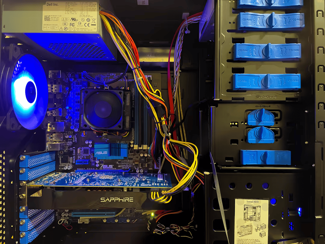 “Sapphire” // AMD Phenom II X6, AMD 6950 2GB