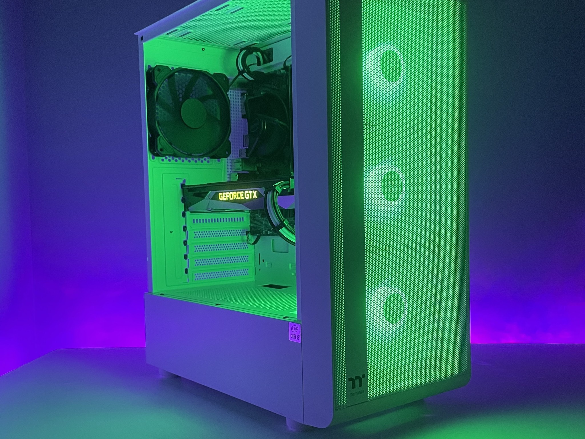 Greenleaf : I3-10100, GTX 1070 8GB Gaming PC