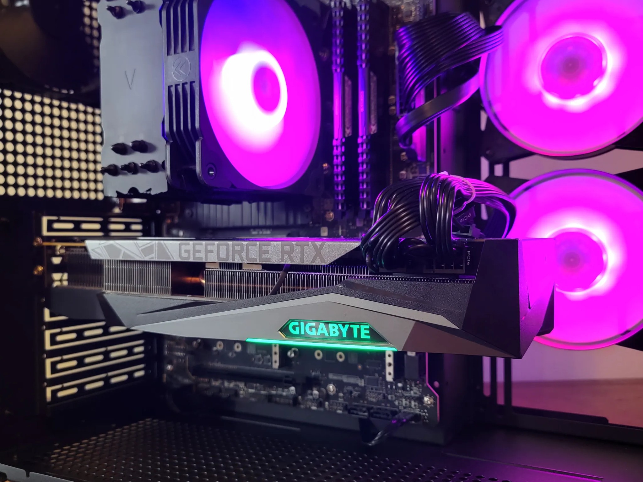 **Room To Grow| MSI Z690 i7 12700K| 32GB Ram| 3080**