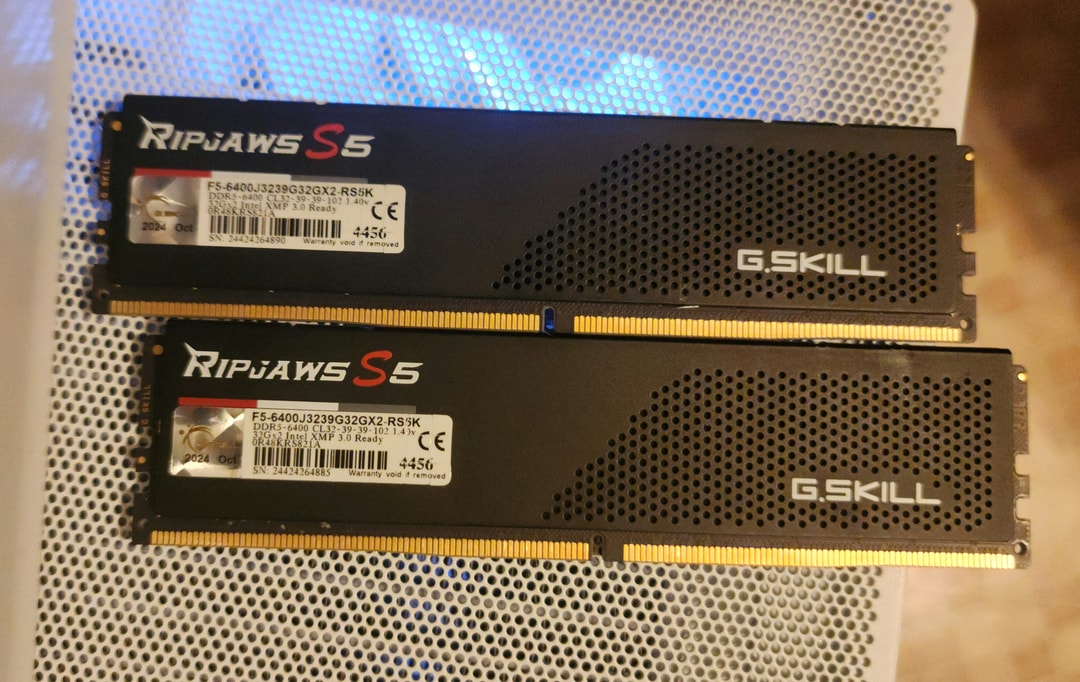 G.skill RipJaws S5 64GB (2x32GB) DDR5-6400 MT/s | Jawa