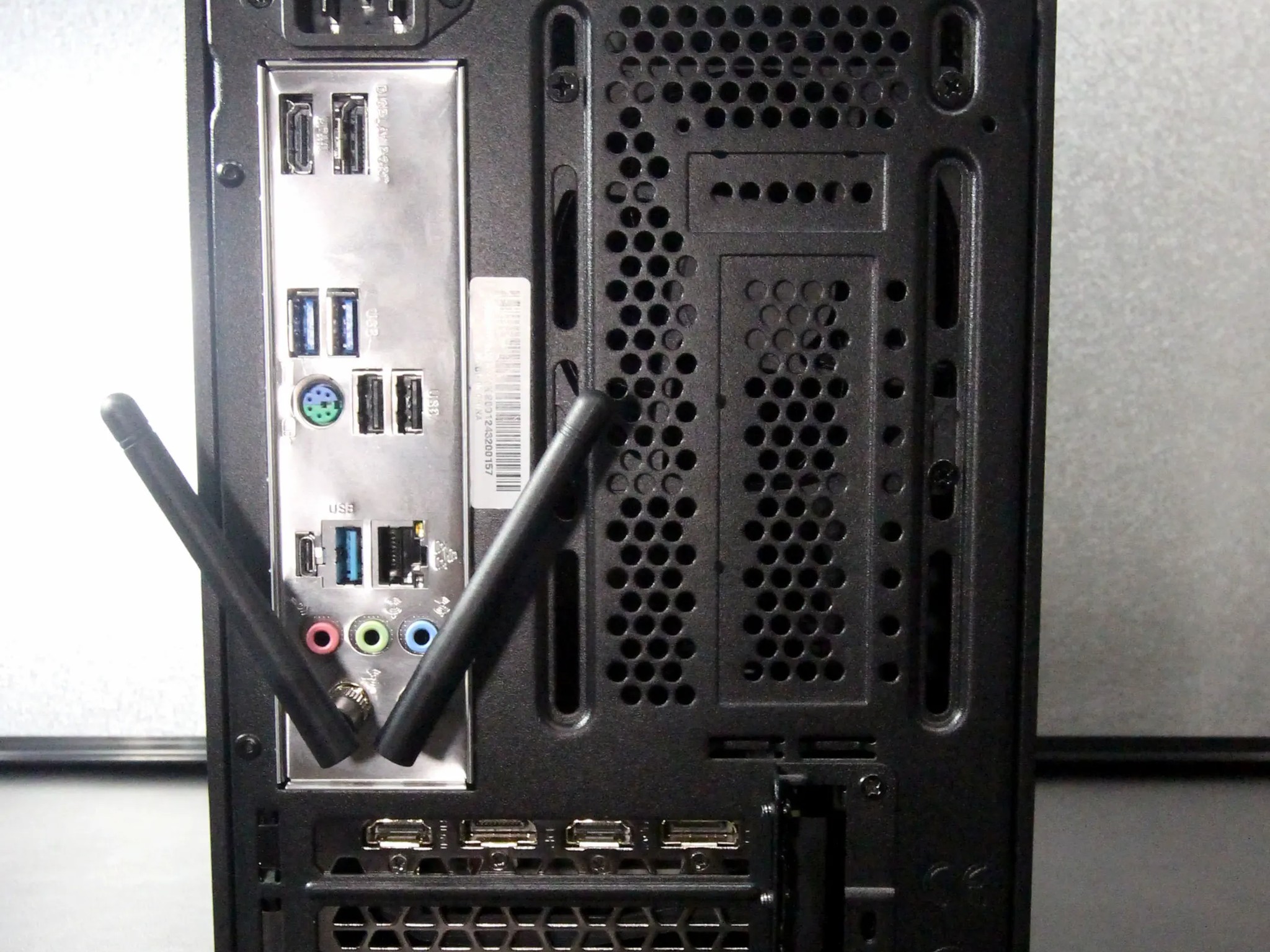 Mini-ITX Water Cooled Gaming PC / AMD Ryzen 7 5800X / RTX 3060ti / 32GB DDR4 / 1TB / Windows 11 Pro