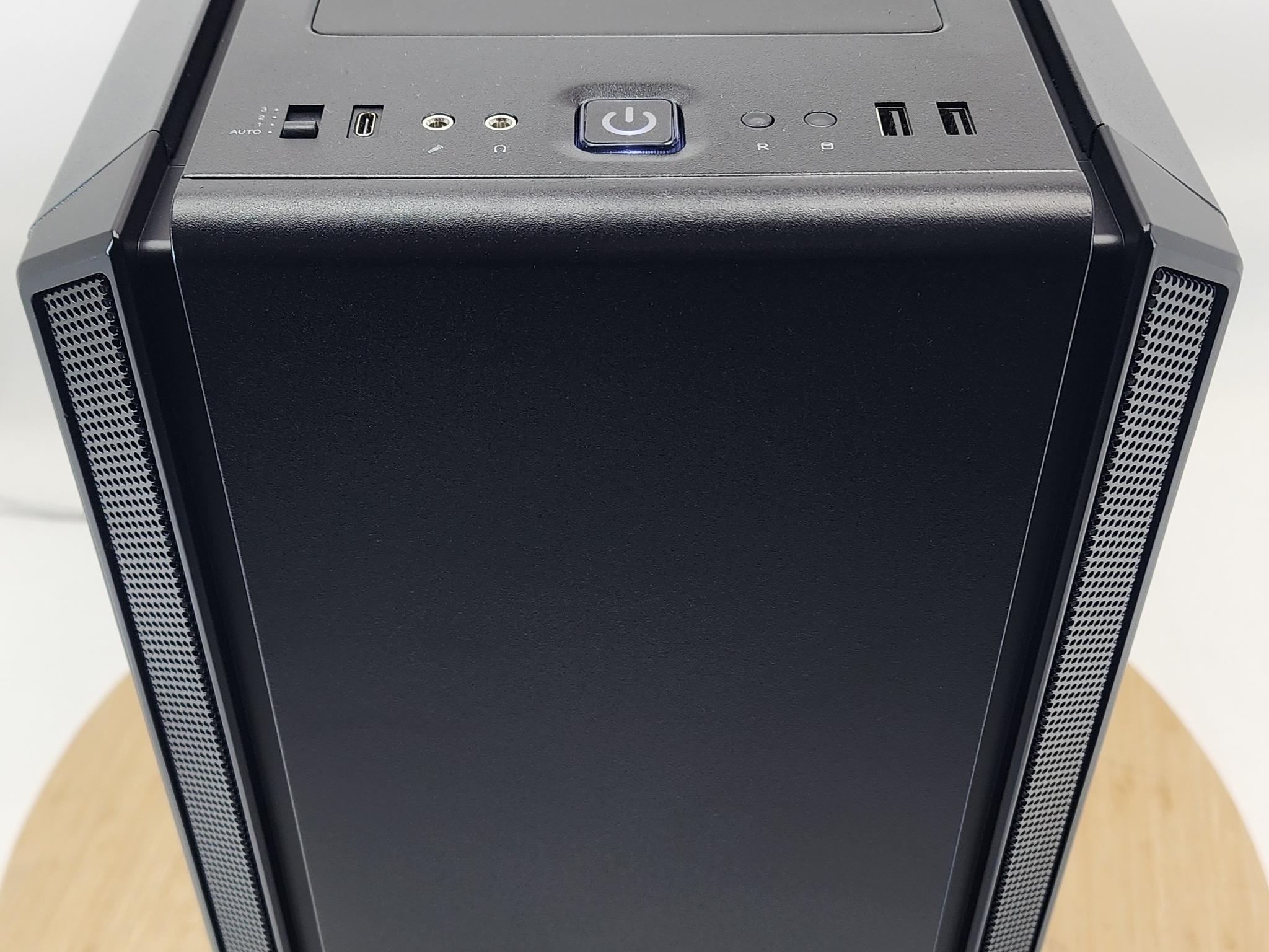 Gaming PC Ryzen 7 7800X3D 32GB RAM 1TB SSD RTX 4080 16GB Windows 11 PC