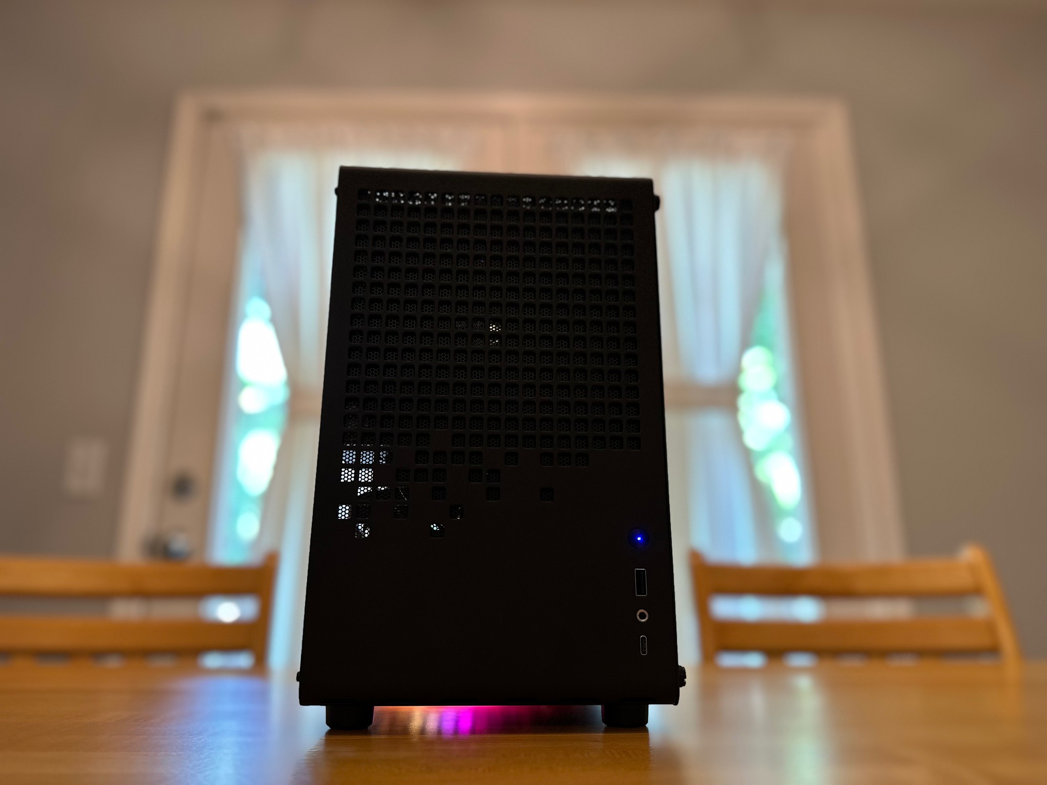 💁‍♂️👽| RTX 4070 ti ProArt, Ryzen 5700x3d, 32gb Ram, 1tb SSD, WiFi Equipped, ARGB Compact Gaming PC