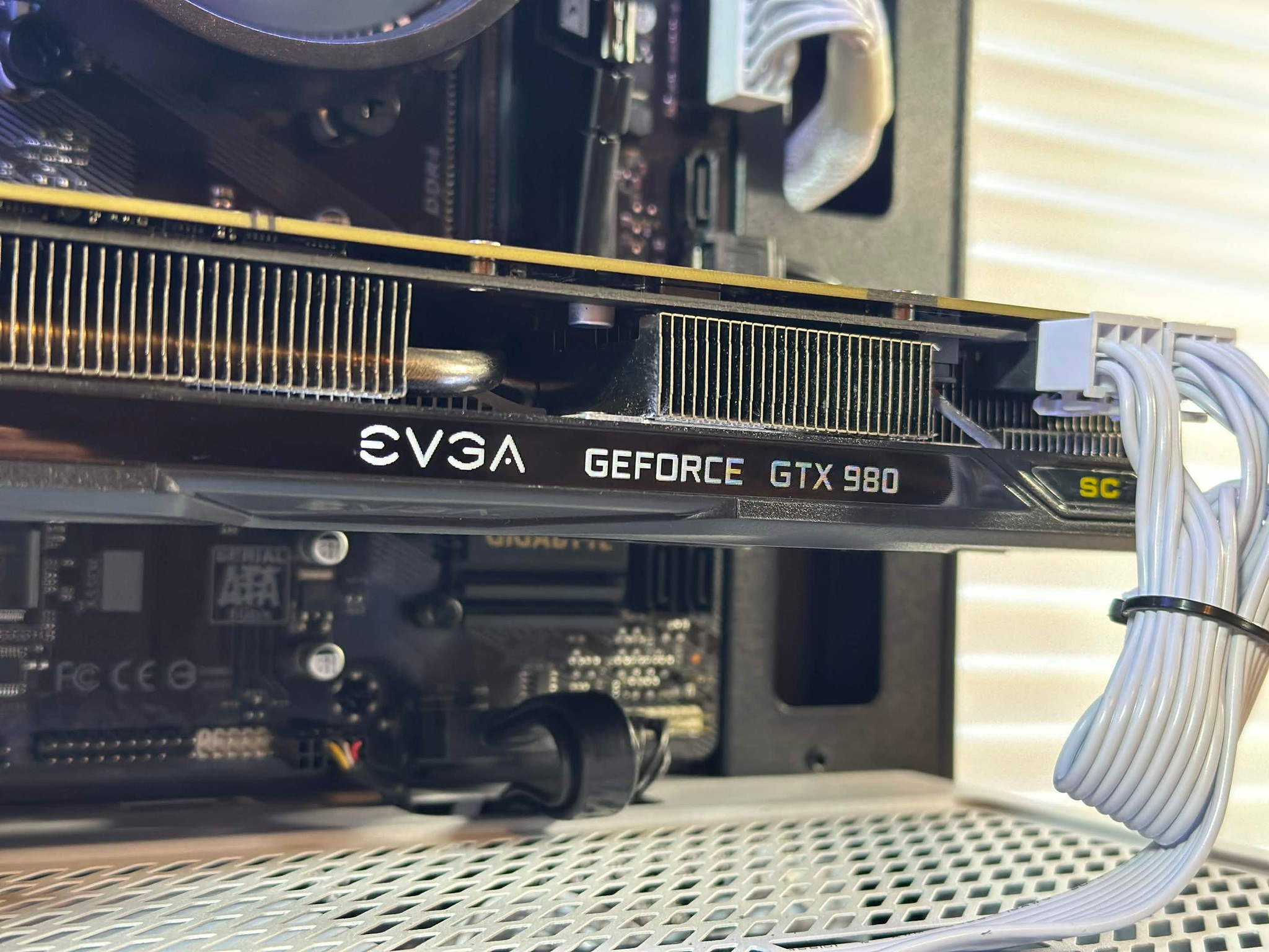 GTX 980 4GB | Ryzen 5 1600AF | 16GB DDR4 | 1.25TB Storage | Win11 | WIFI | 1080P Budget Gaming PC