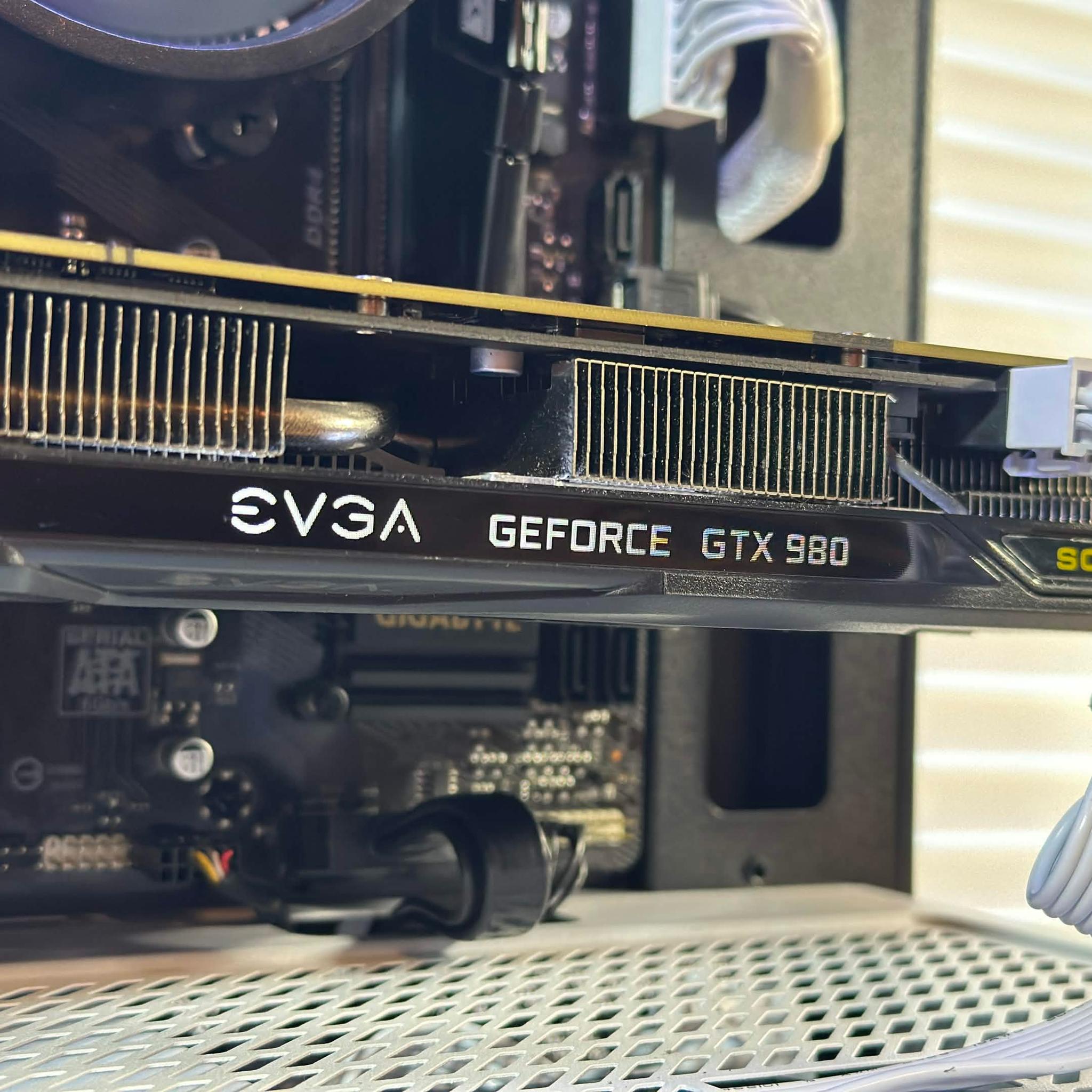 GTX 980 4GB | Ryzen 5 1600AF | 16GB DDR4 | 1.25TB Storage | Win11 | WIFI | 1080P Budget Gaming PC