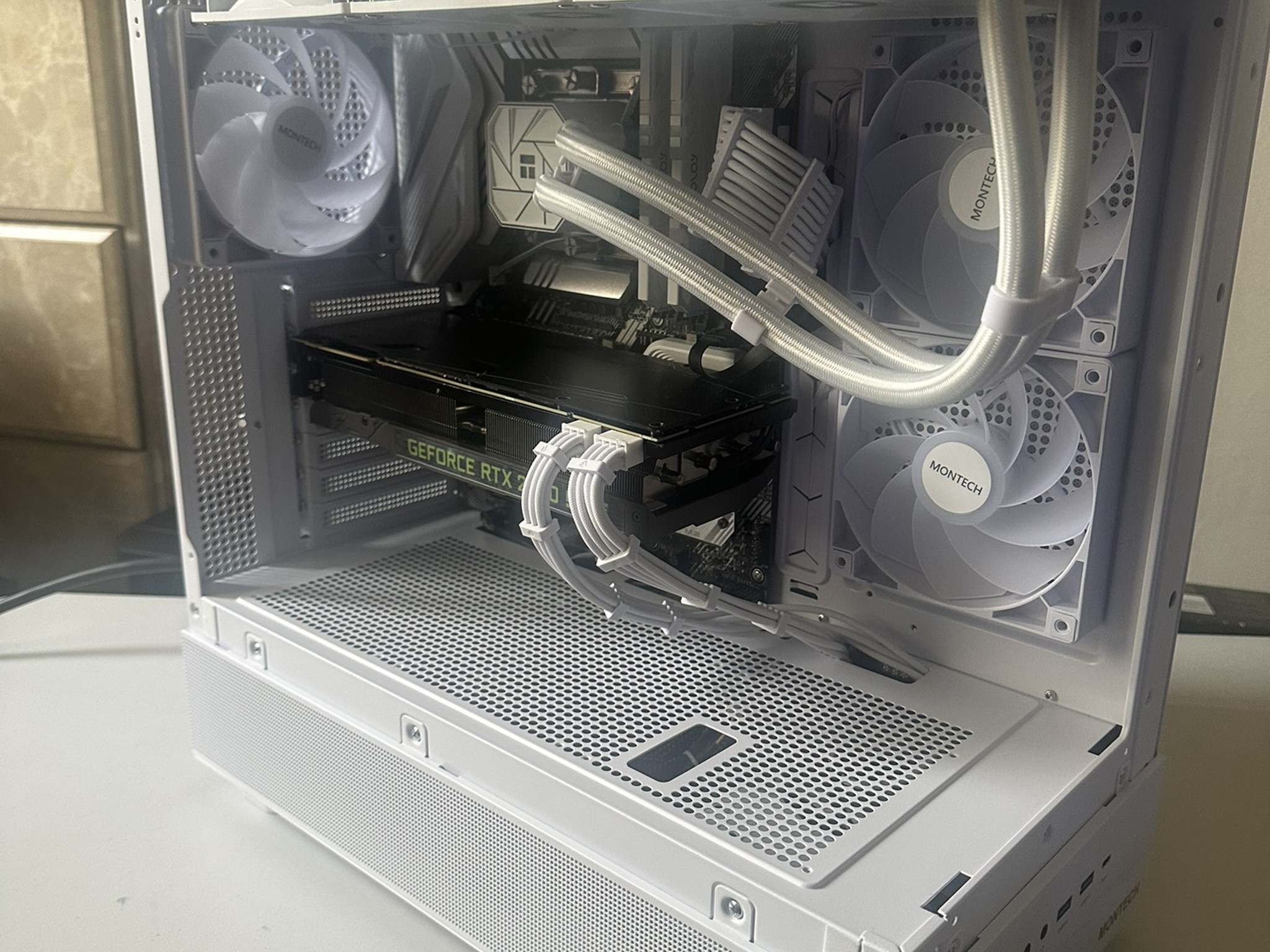 Gaming PC (i7-10700K / RTX 2070 Super / 1 TB NVME / 32GB RAM)