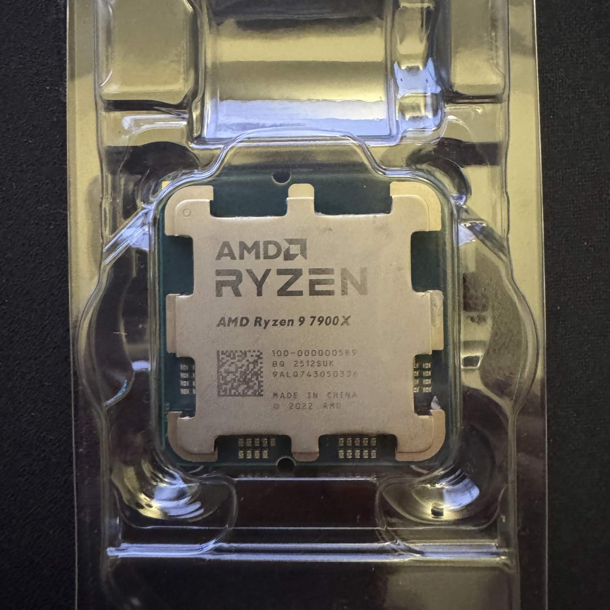 AMD Ryzen 9 7900X