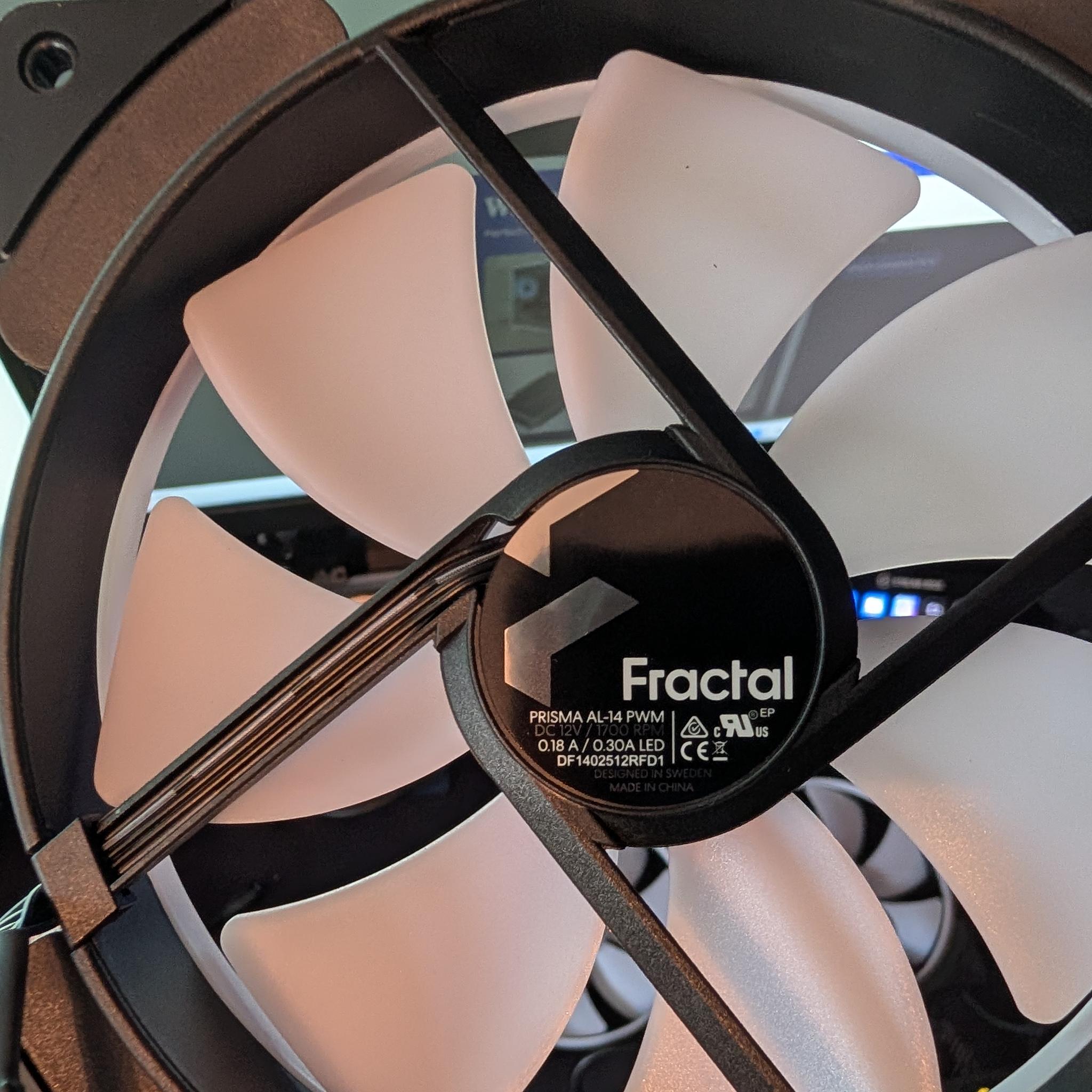 3 Fractal Prizma AL-14PWM Fans